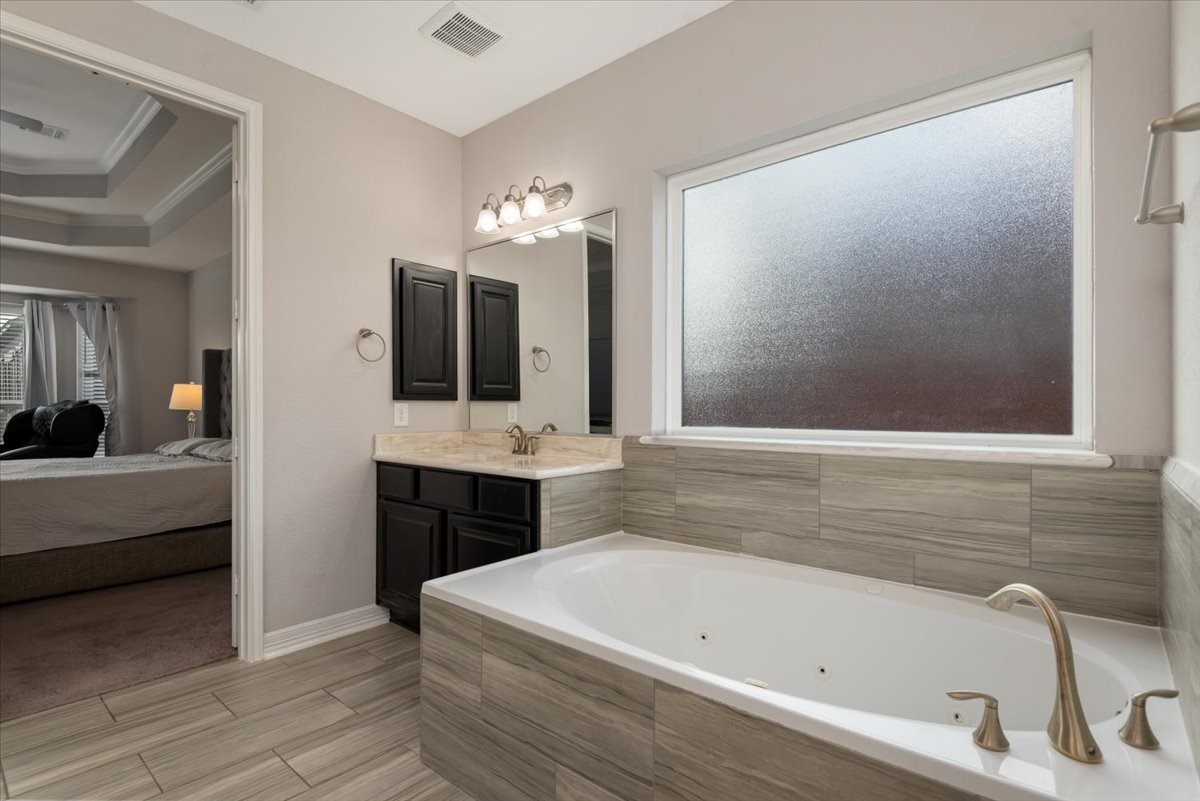 32019 Casa Linda Drive, Hockley, TX 77447