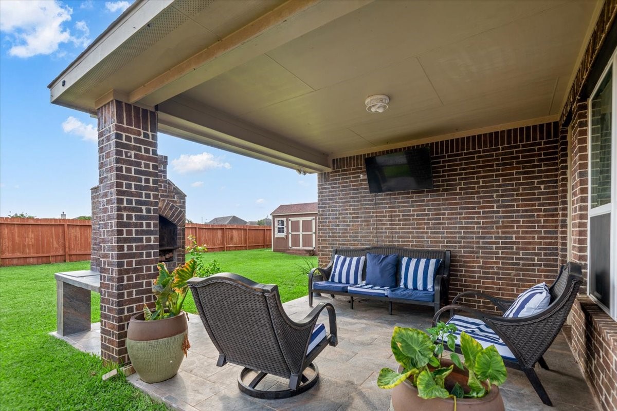 32019 Casa Linda Drive, Hockley, TX 77447