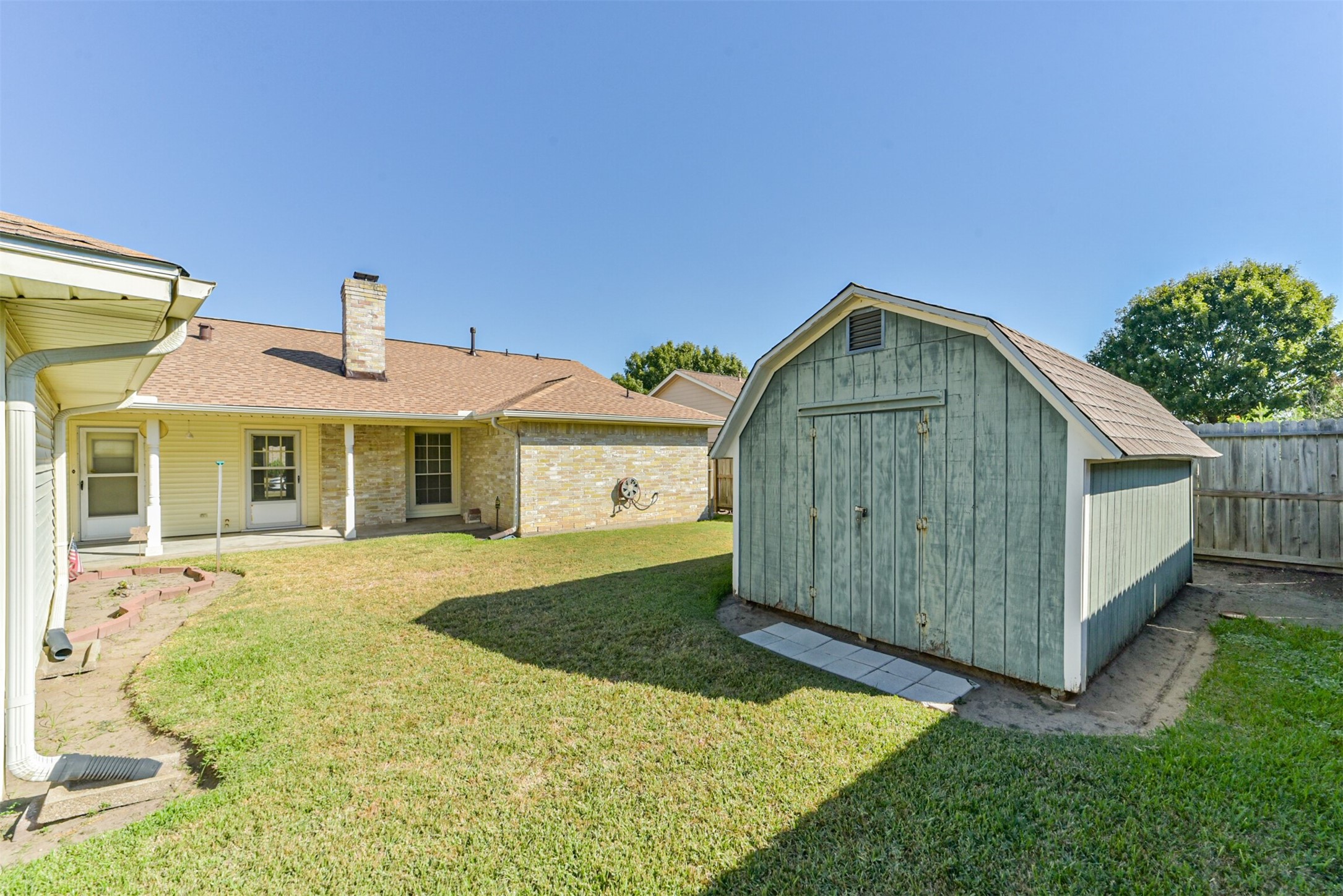 Plenty of space to store your tools and gardening supplies in this ventilated and lighted 16x10 storage building.