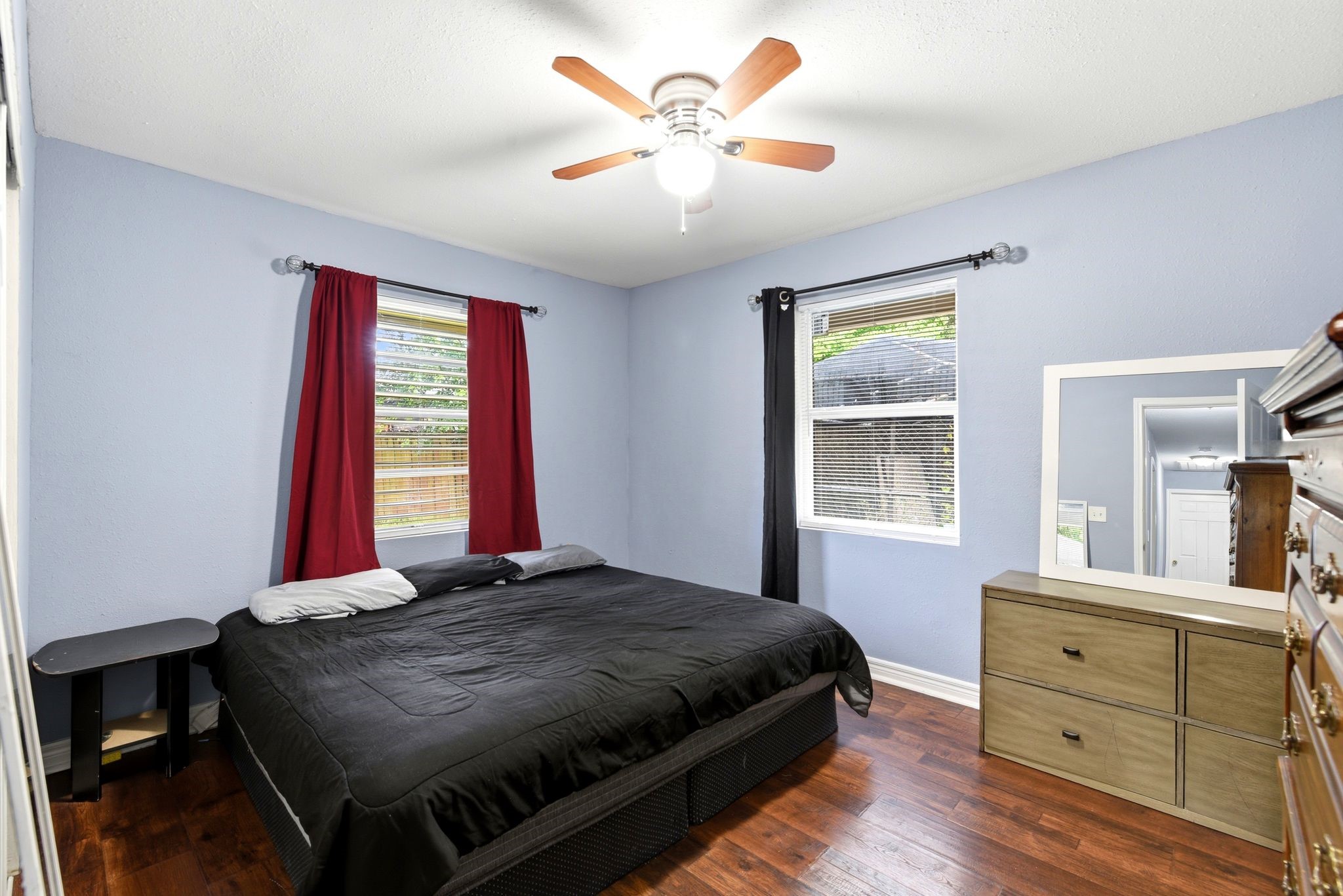 3910 DICKINSON Avenue, Dickinson, TX 77539