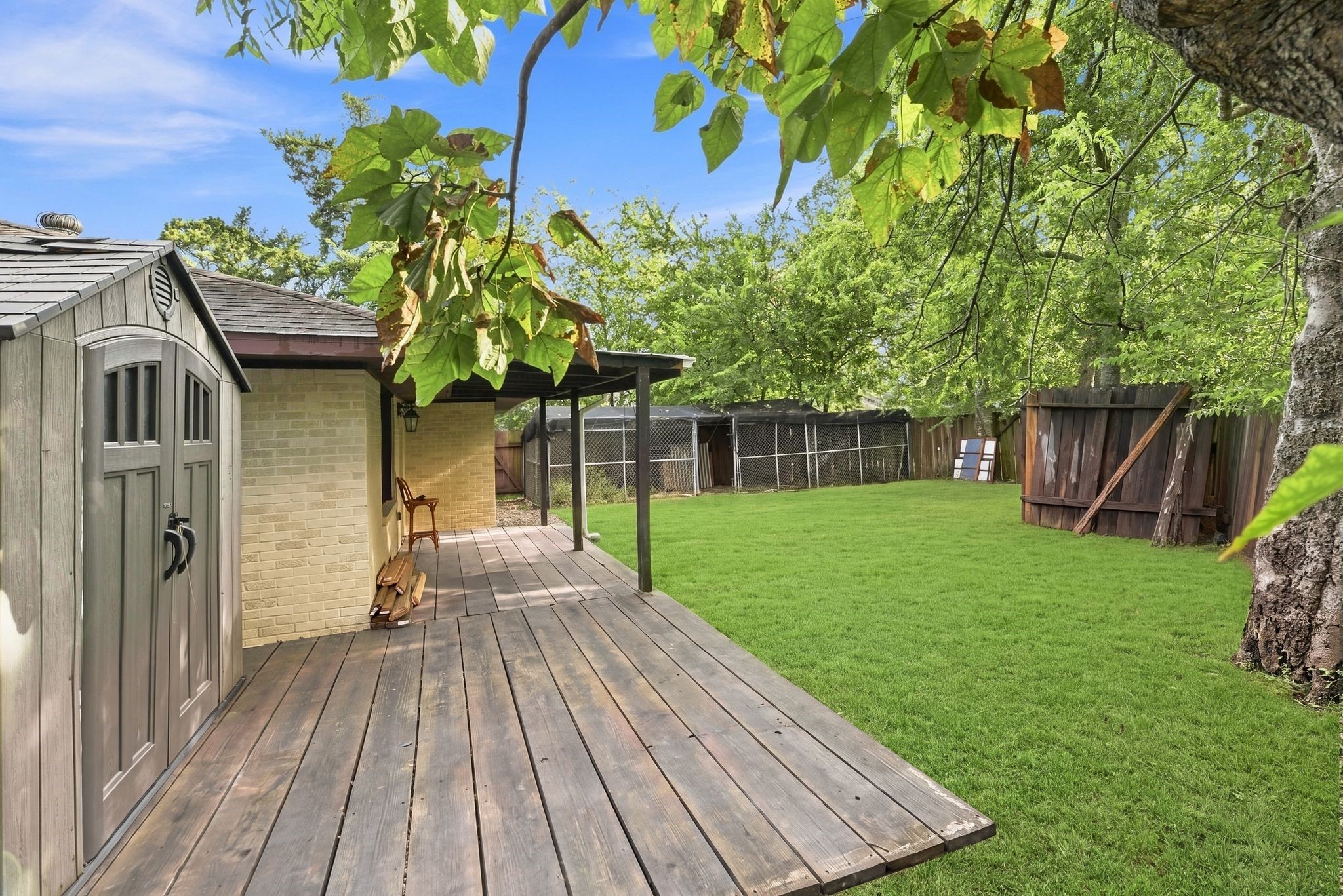 3910 DICKINSON Avenue, Dickinson, TX 77539