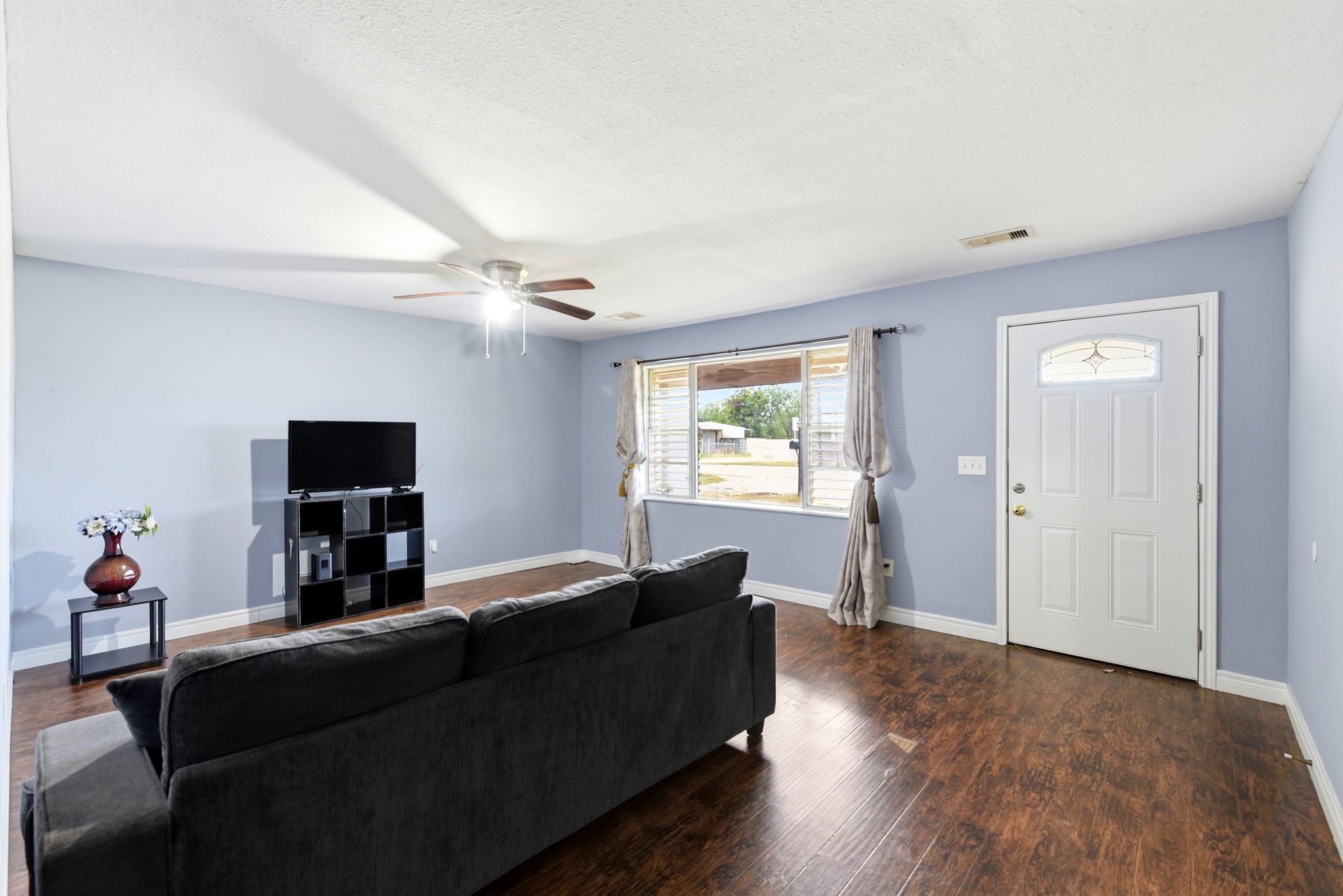 3910 DICKINSON Avenue, Dickinson, TX 77539