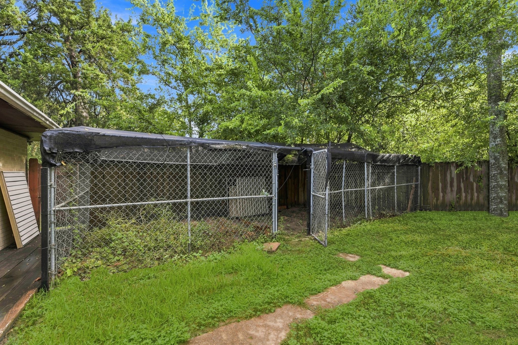3910 DICKINSON Avenue, Dickinson, TX 77539