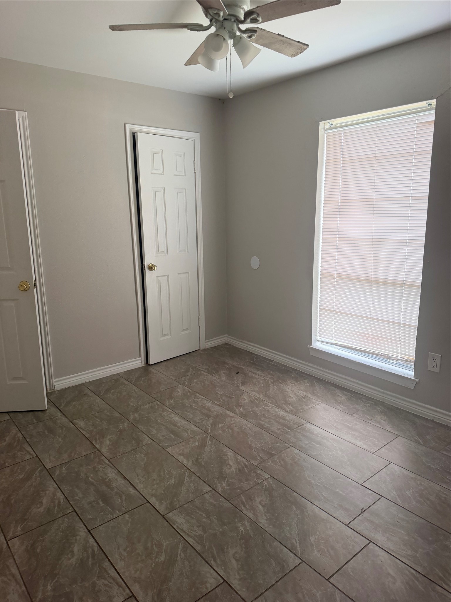 1610 2nd Street, League City, TX 77573