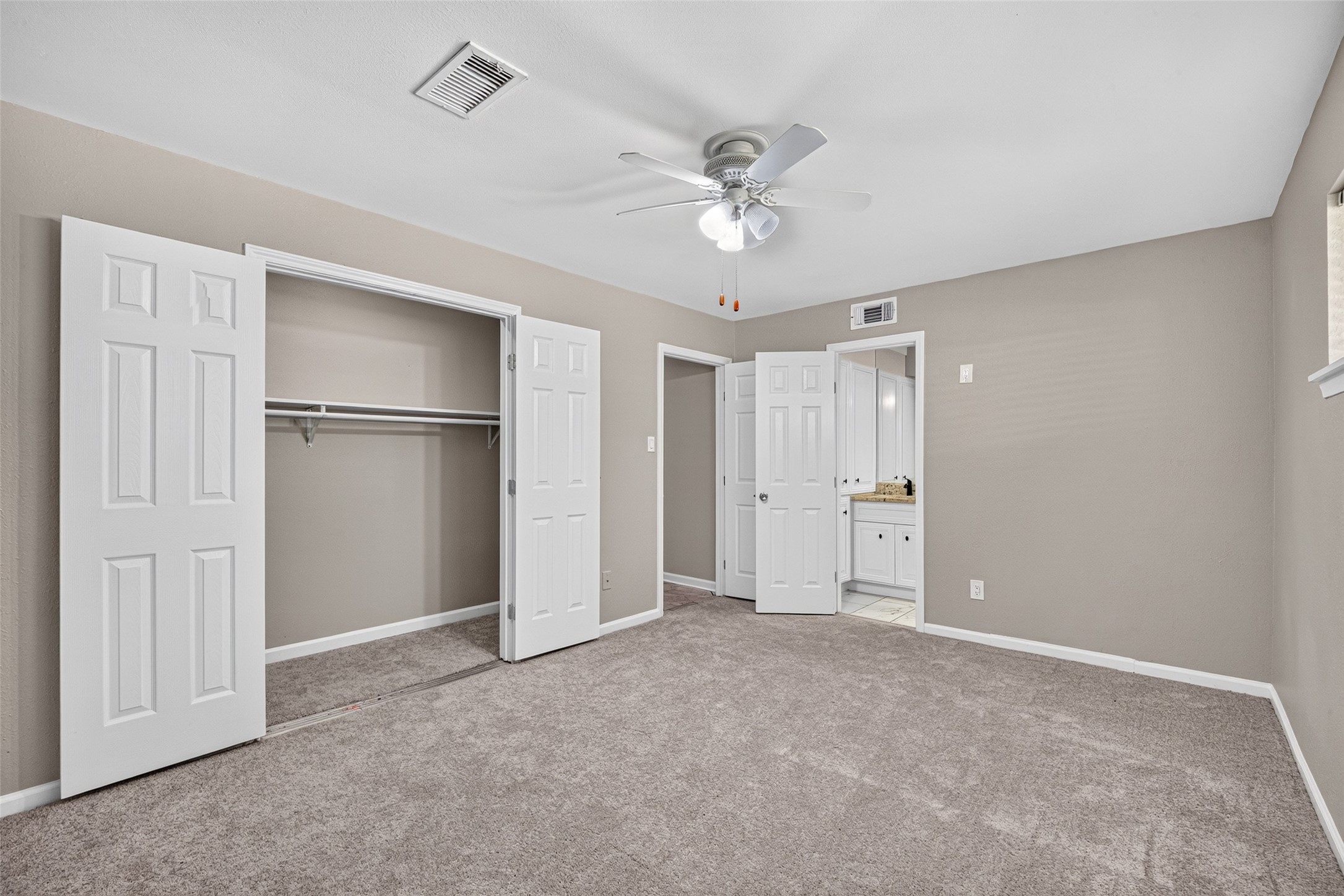 6038 Cartagena Street, Houston, TX 77035