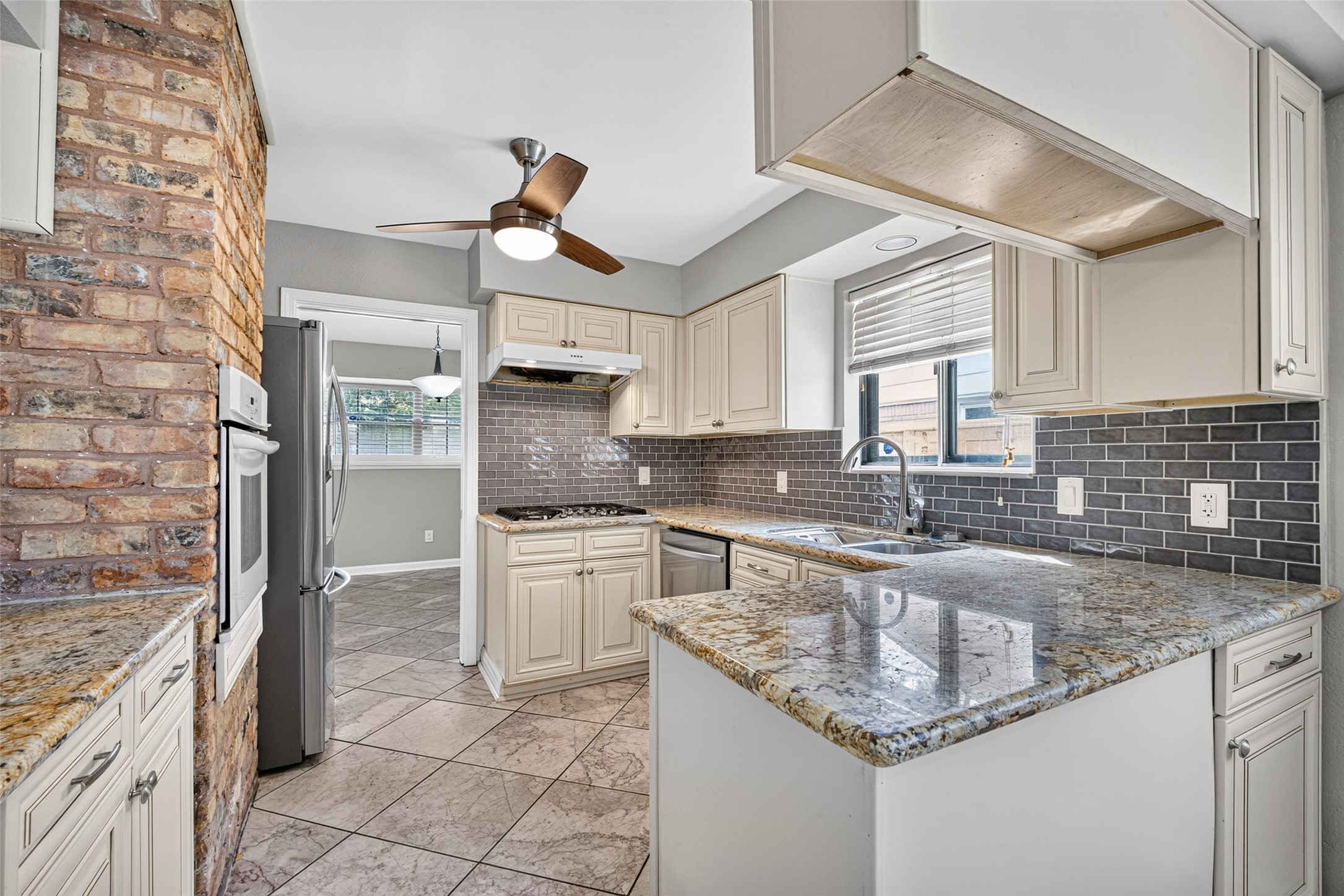 6038 Cartagena Street, Houston, TX 77035