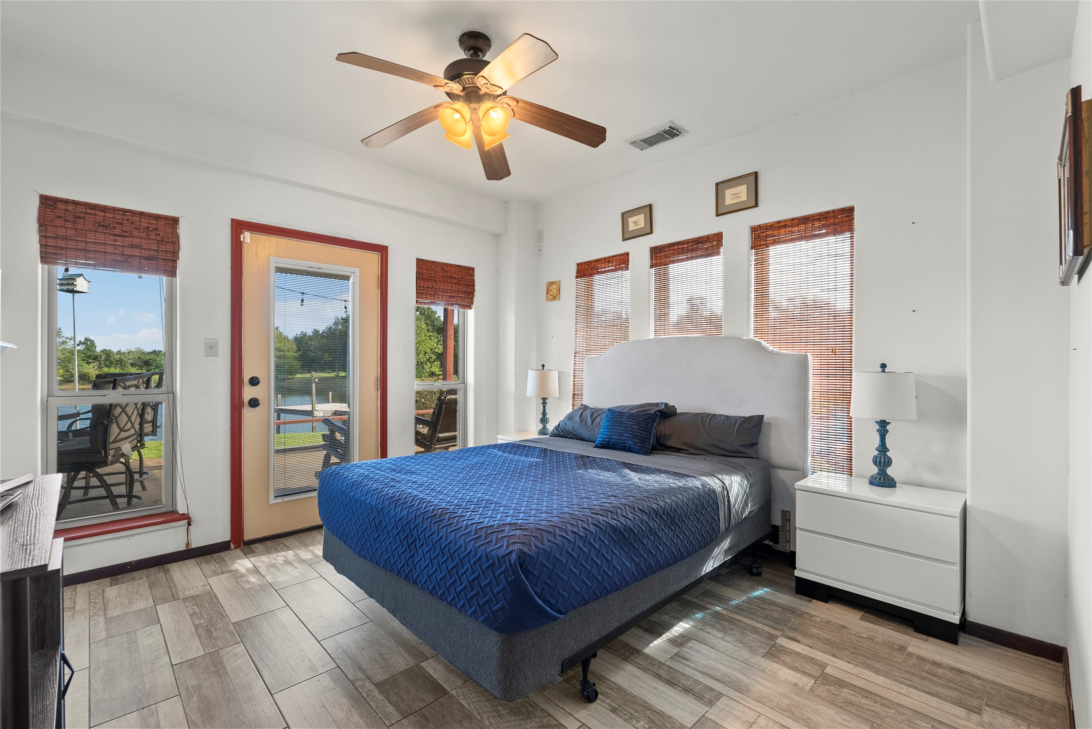 6510 Wig Street, San Leon, TX 77539