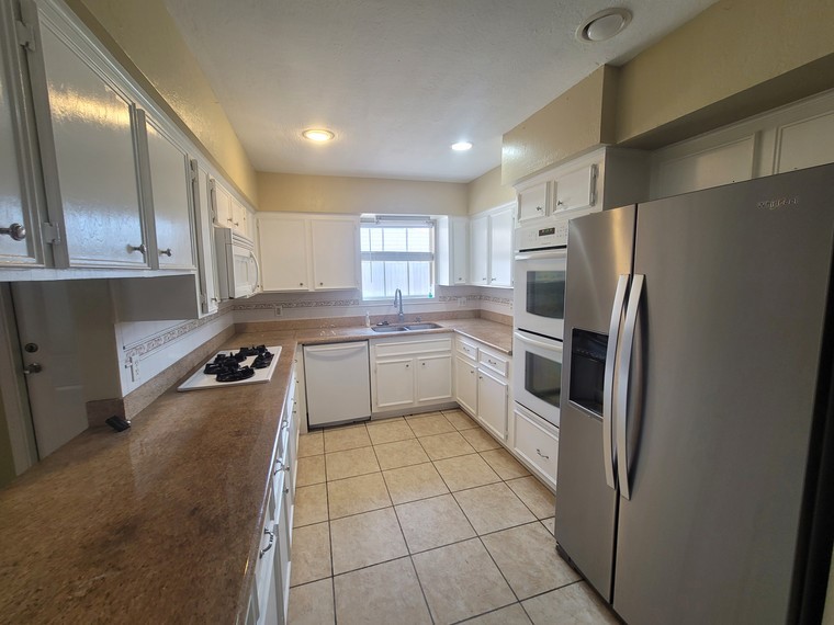 2626 Beluche Drive, Galveston, TX 77551
