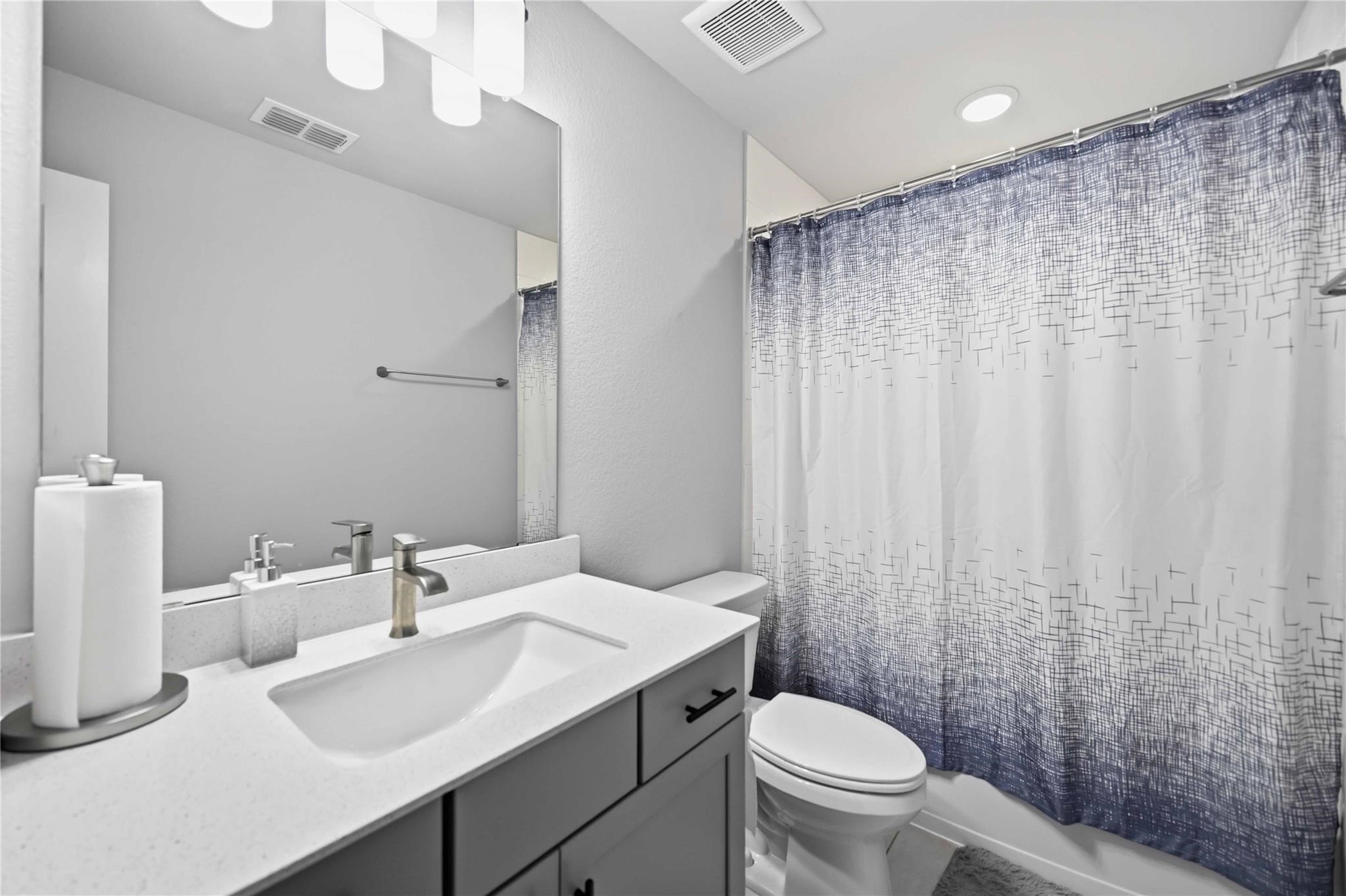 Second floor full bath