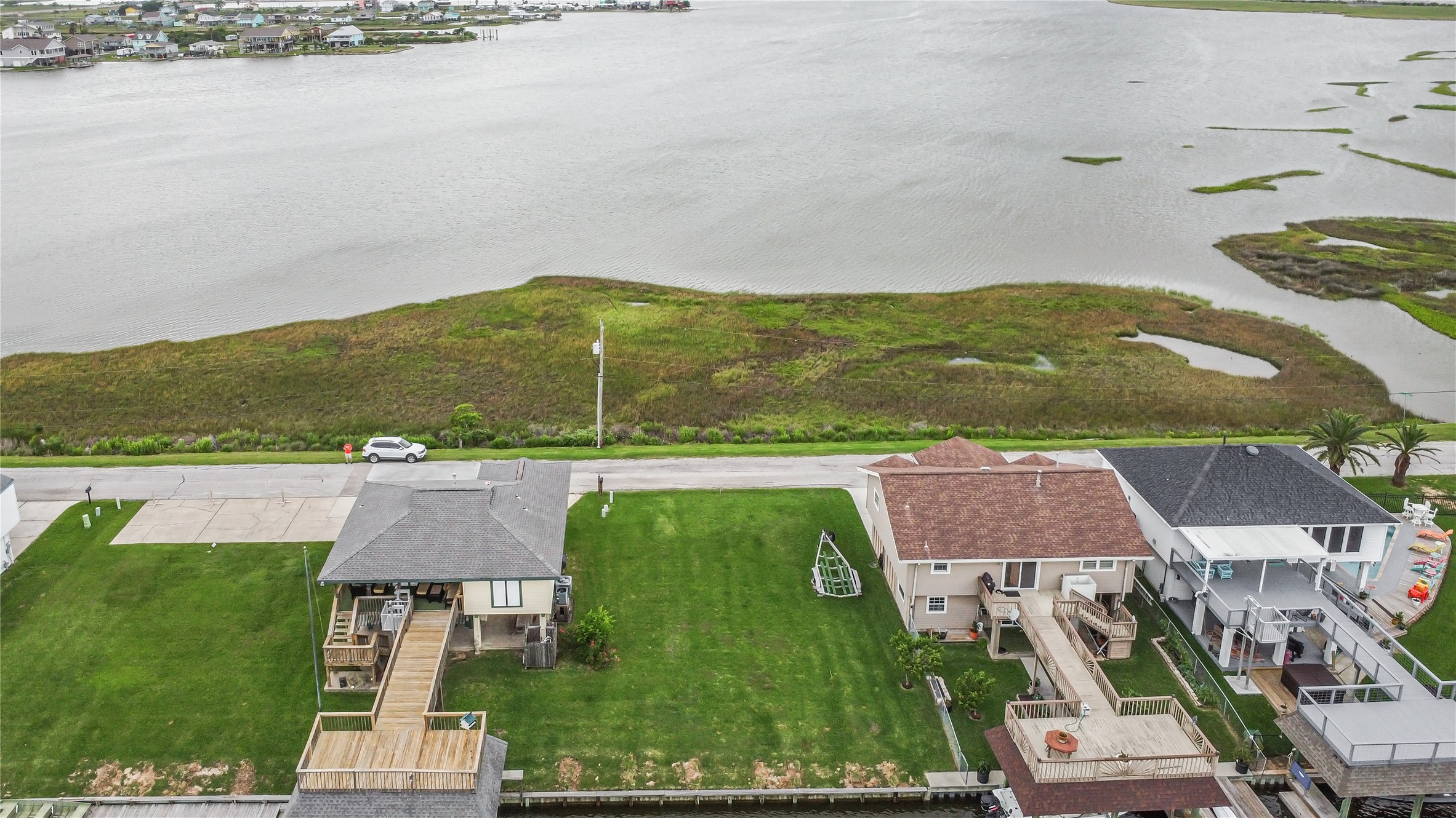 Lot is on the right side with a view of the bayou. Lot is on the right side with a view of the bayou.