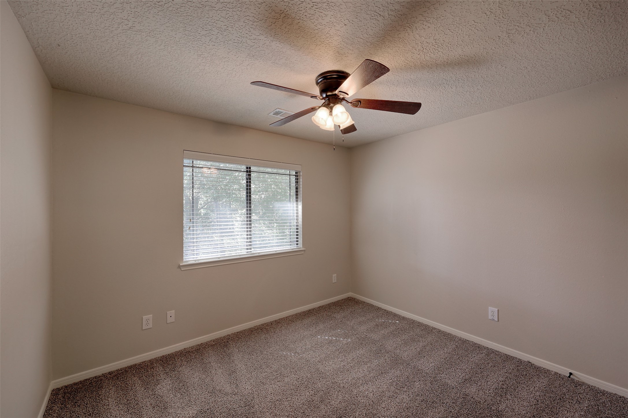 1909 Tickner Street, Conroe, TX 77301