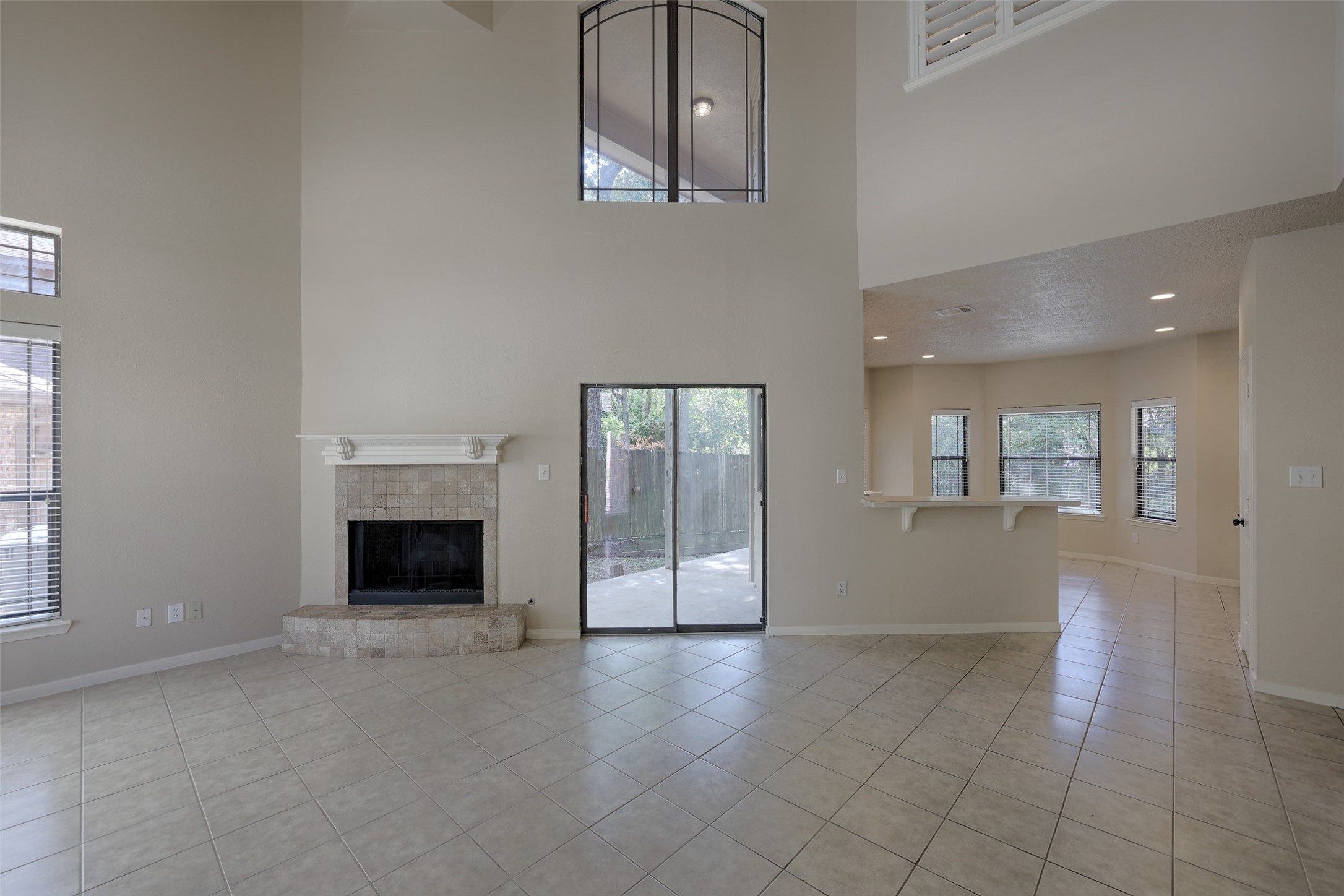 1909 Tickner Street, Conroe, TX 77301