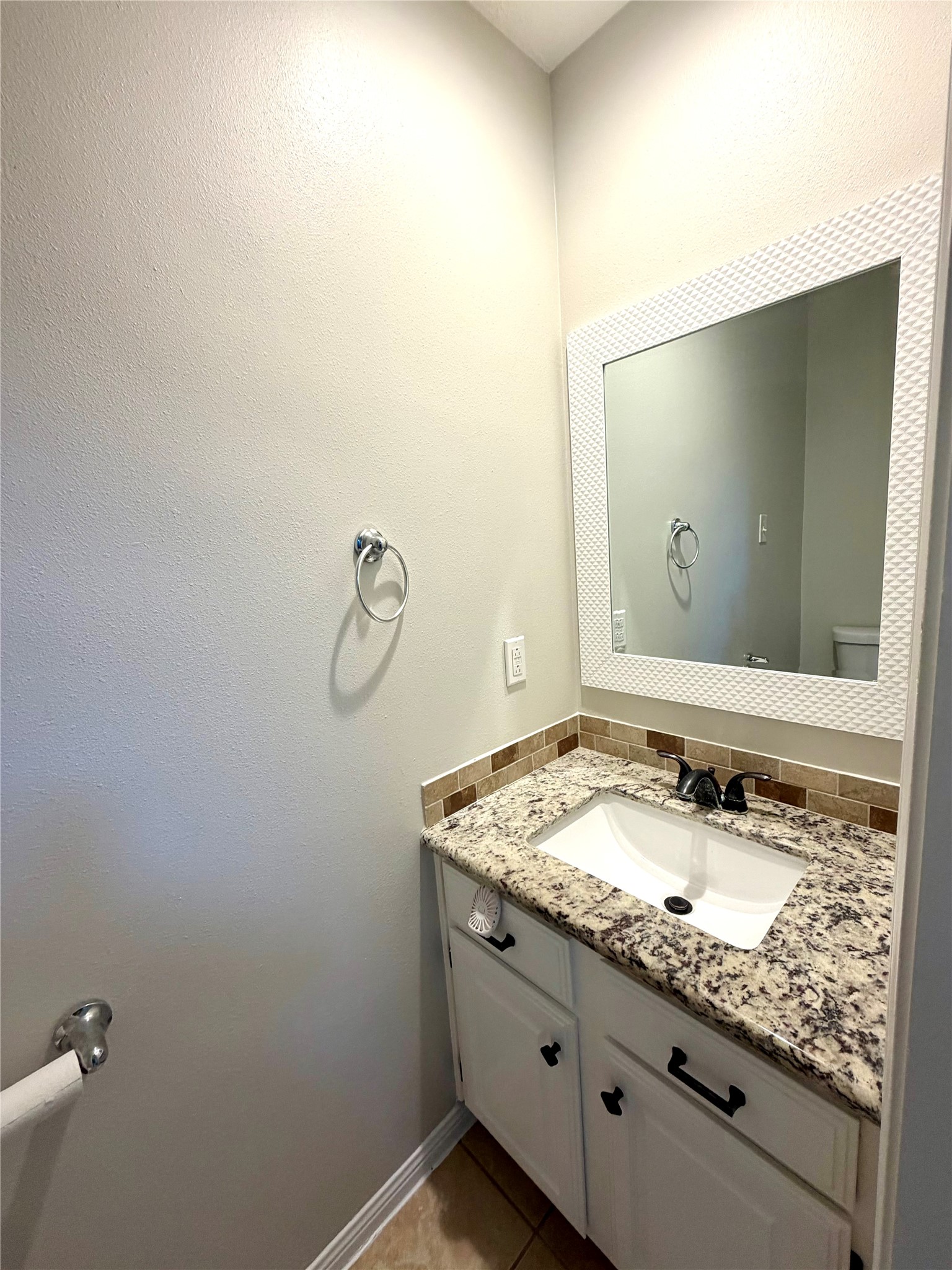Half bath on the 1st floor