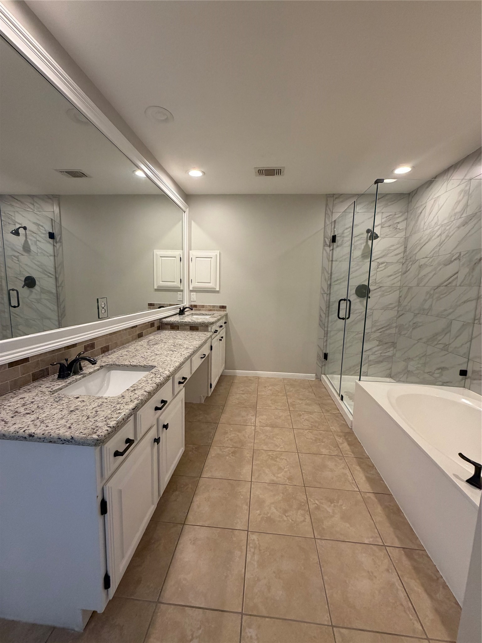 Double sinks in the primary bathroom