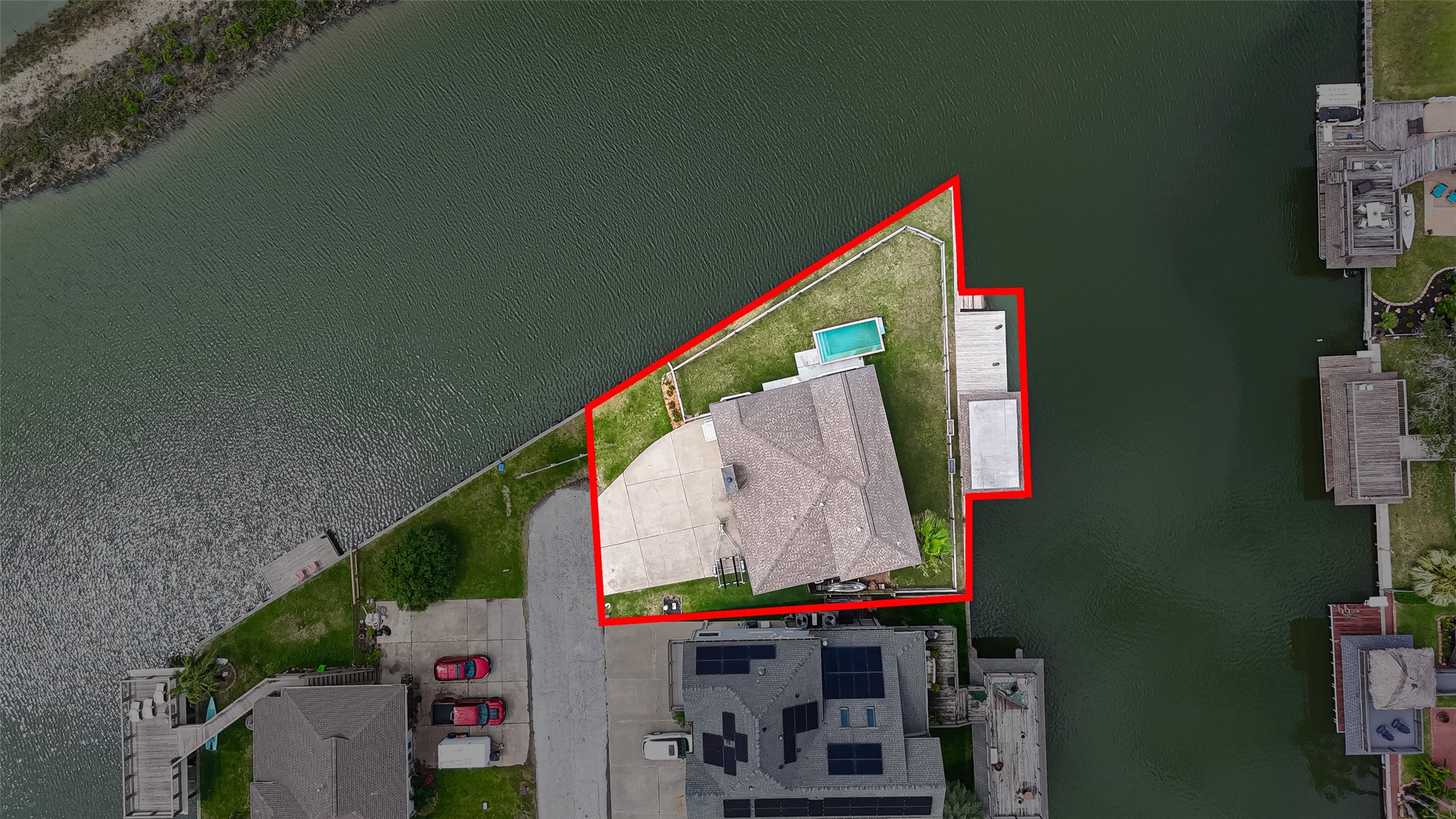 END Point, plenty of parking, and a Salt water pool! END Point, plenty of parking, and a Salt water pool!