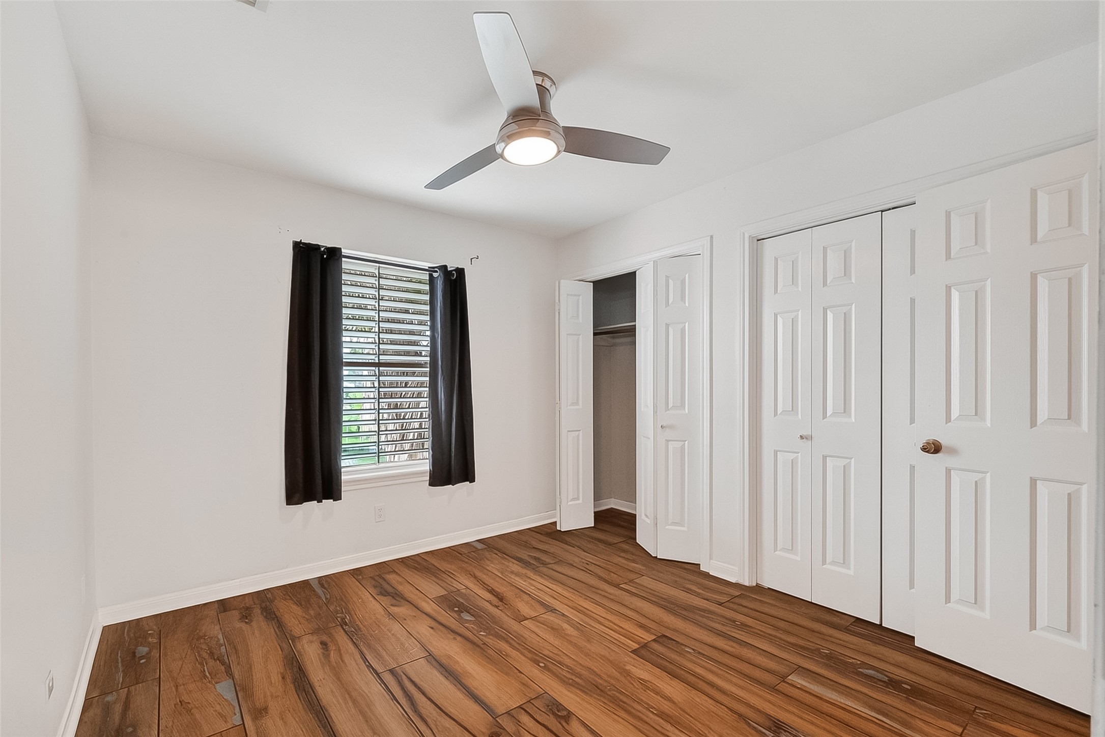 Bedroom 3 with shared access to main bathroom