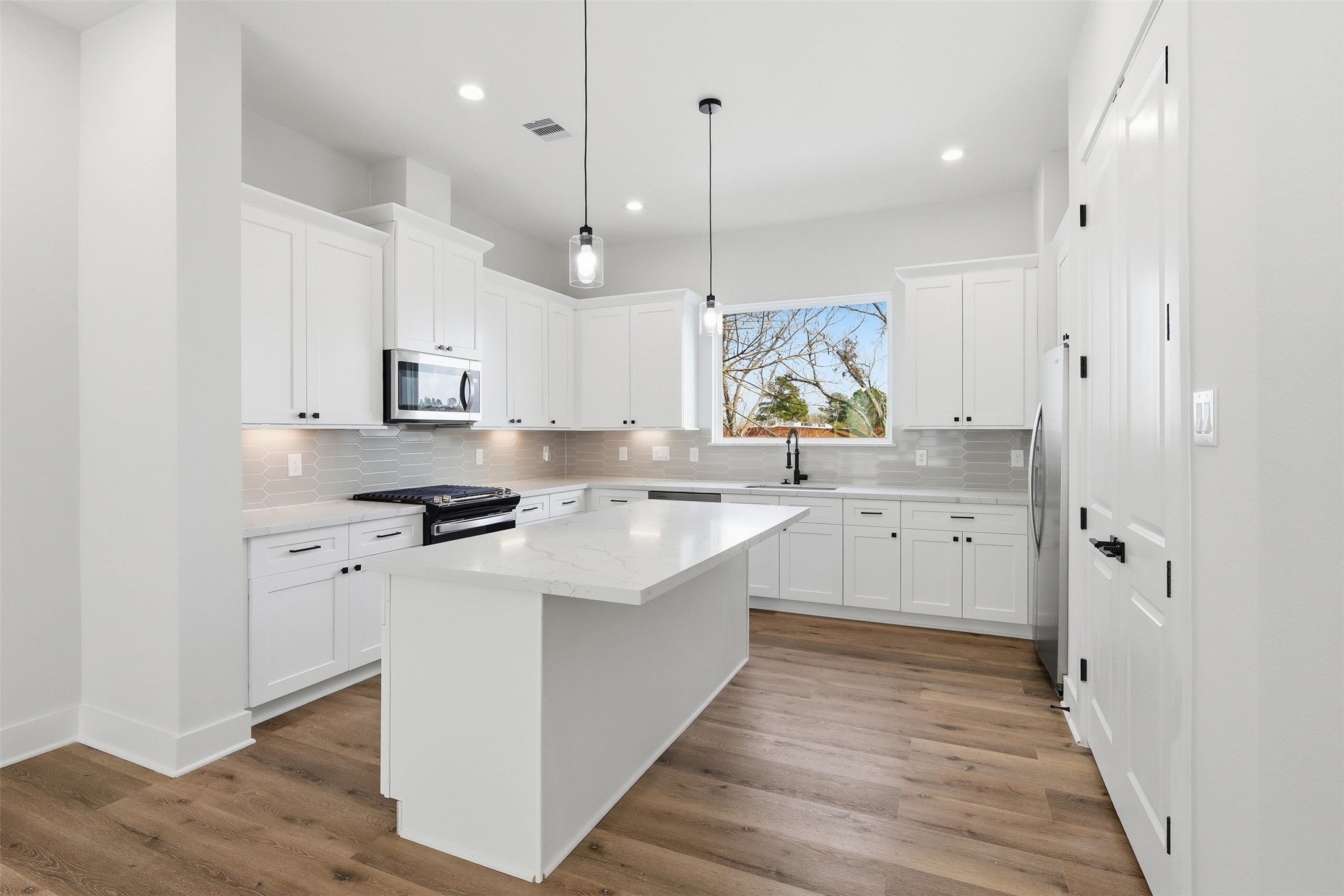 9403 Hammerly Boulevard, #G, Houston, TX 77080