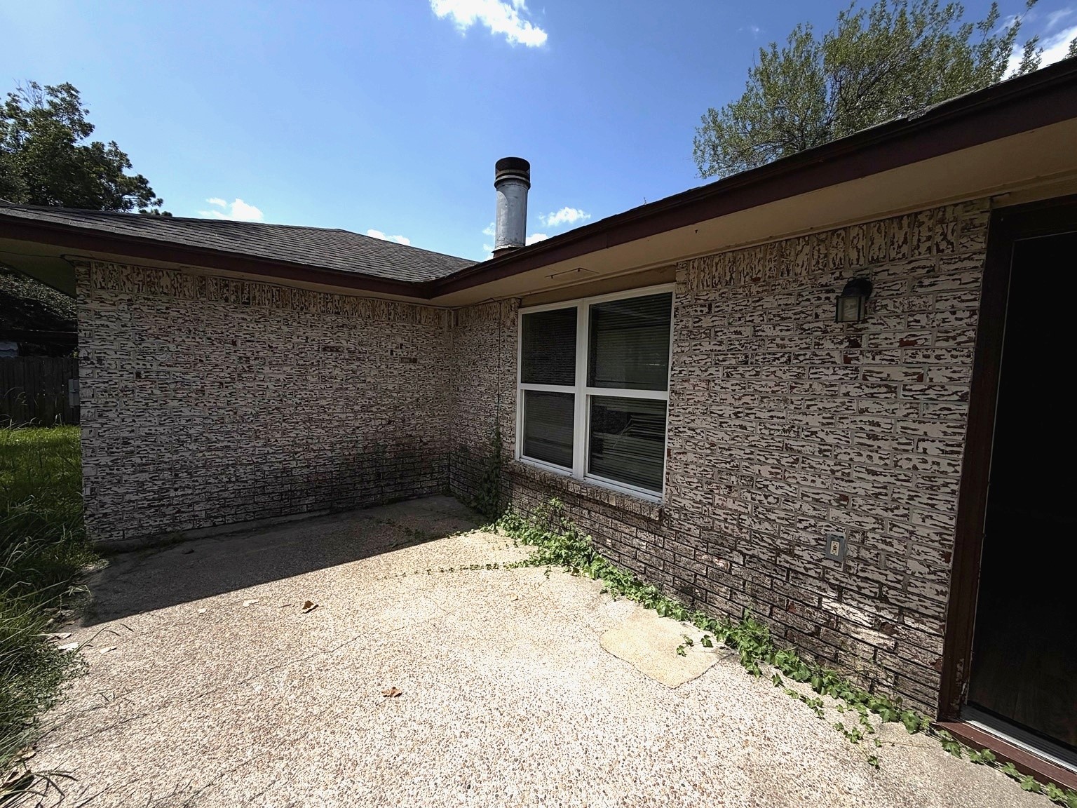 4614 27th Street, Dickinson, TX 77539
