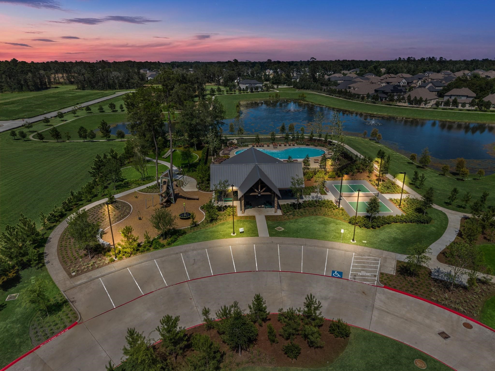 1732 Pecan Woods Lane, Conroe, TX 77301