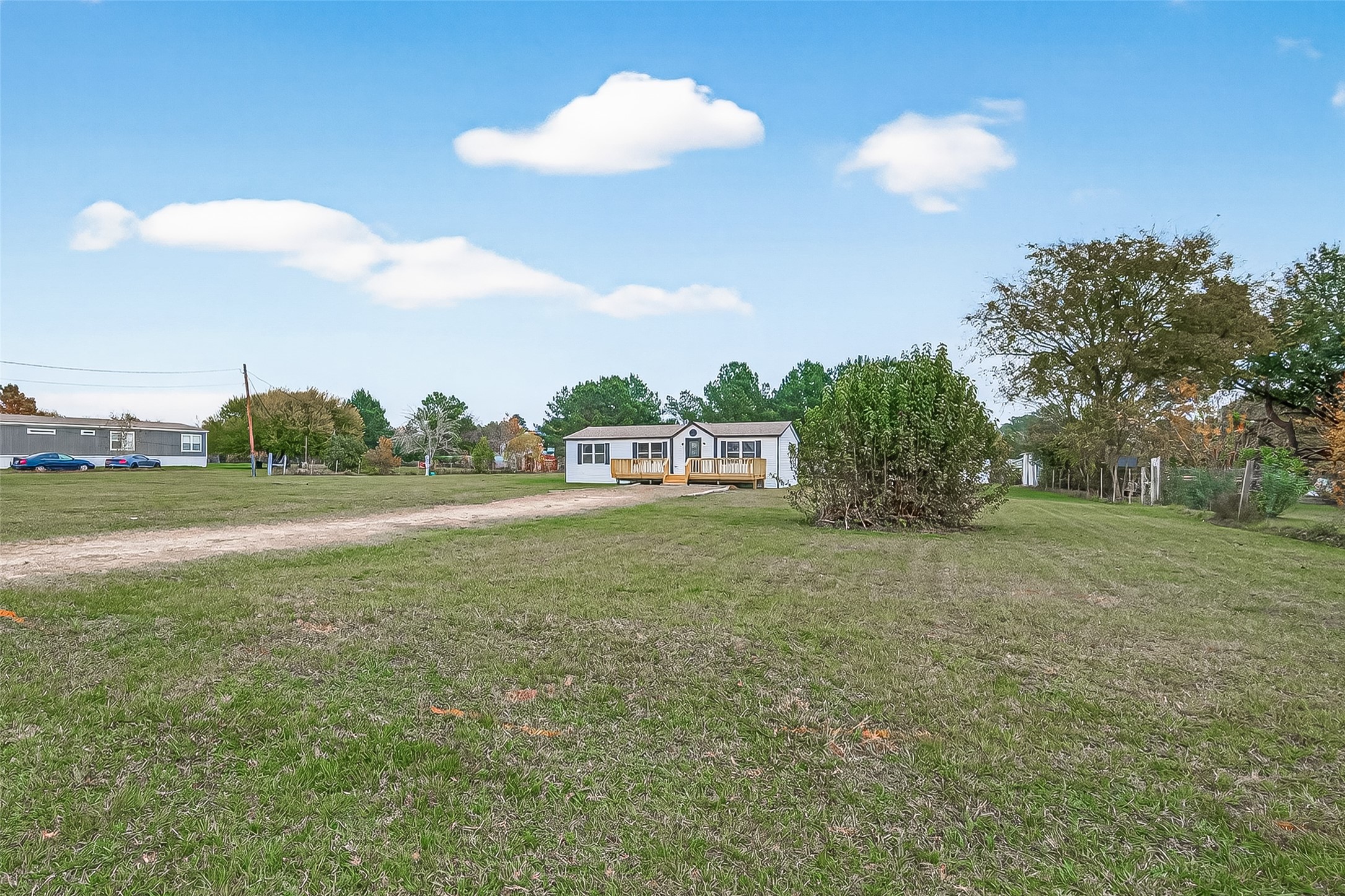 15236 Heavenly Acres Drive, Willis, TX 77318