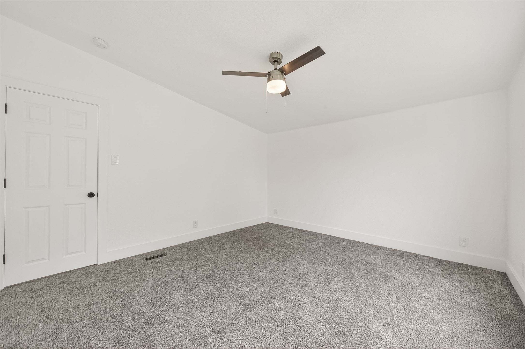 15236 Heavenly Acres Drive, Willis, TX 77318