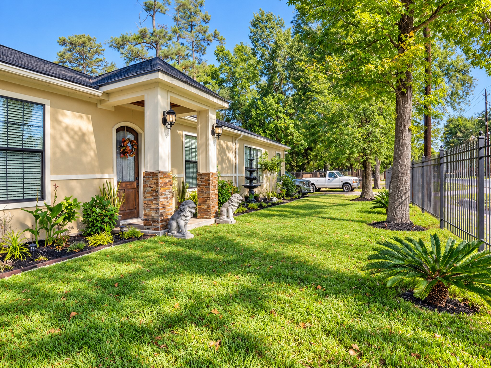 9727 Wiloak Street, Houston, TX 77078 9727 Wiloak Street, Houston, TX 77078