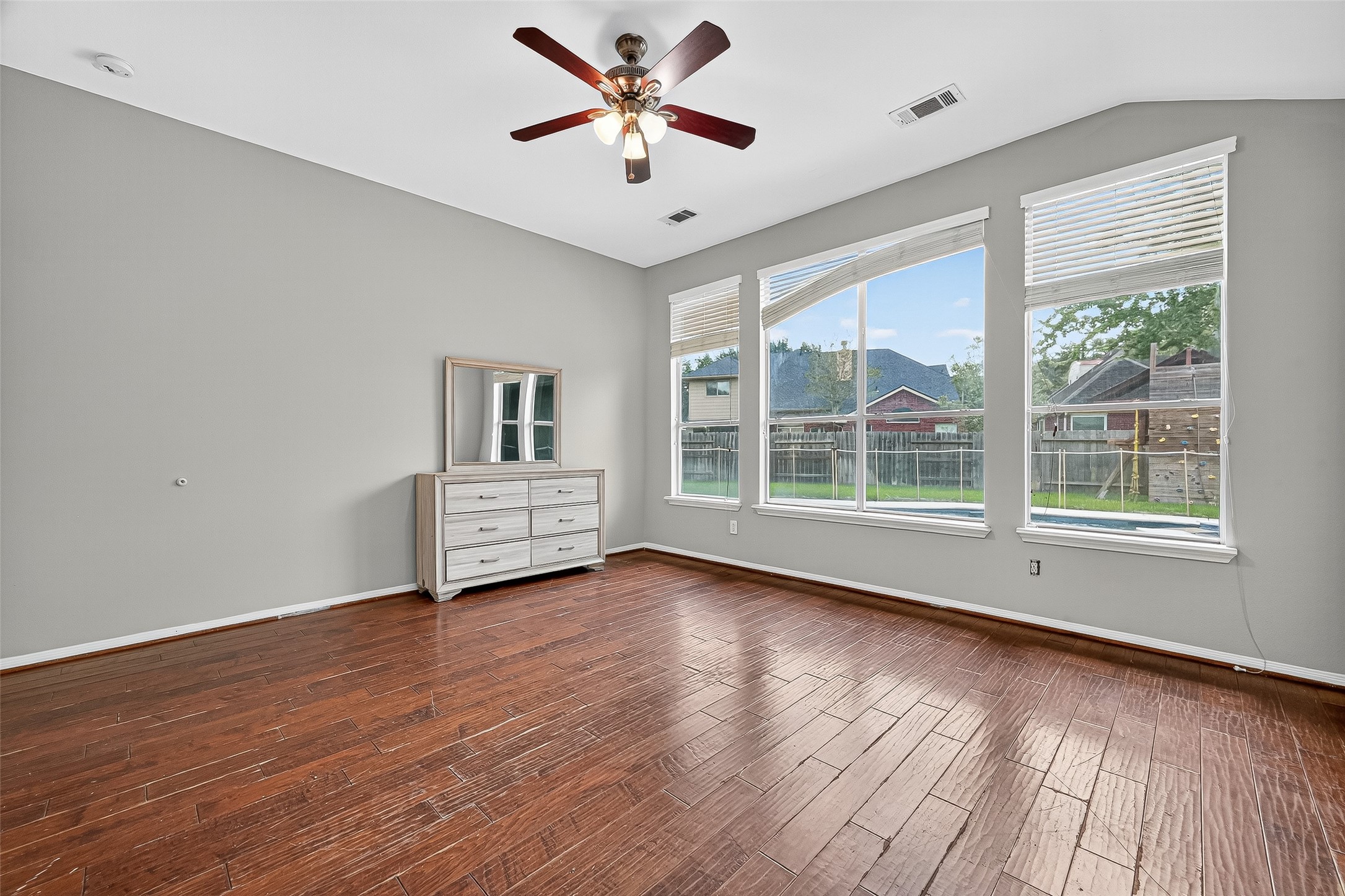 4722 Plato Park Drive, Sugar Land, TX 77479