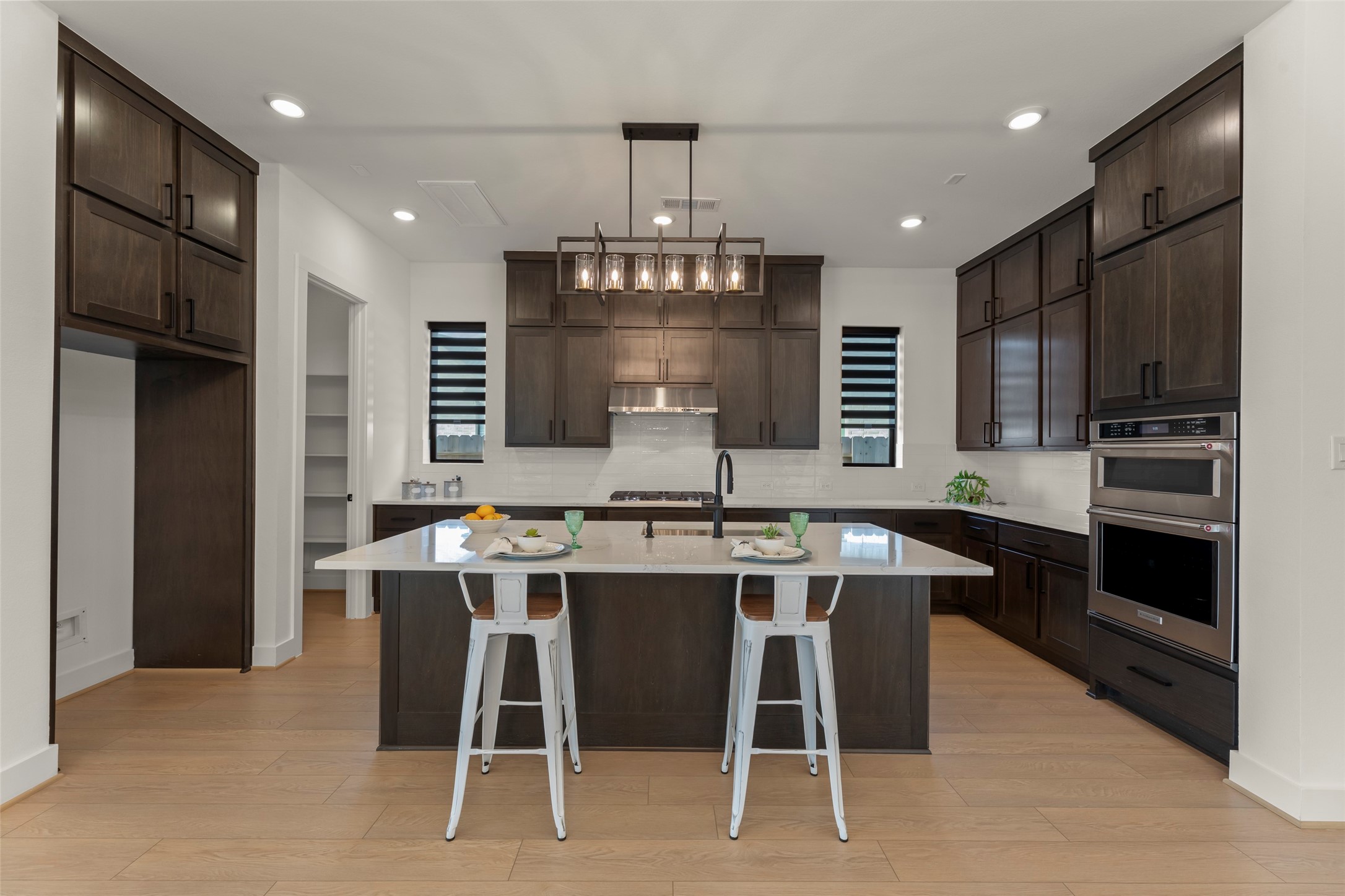 Complementing stainless steel appliances.