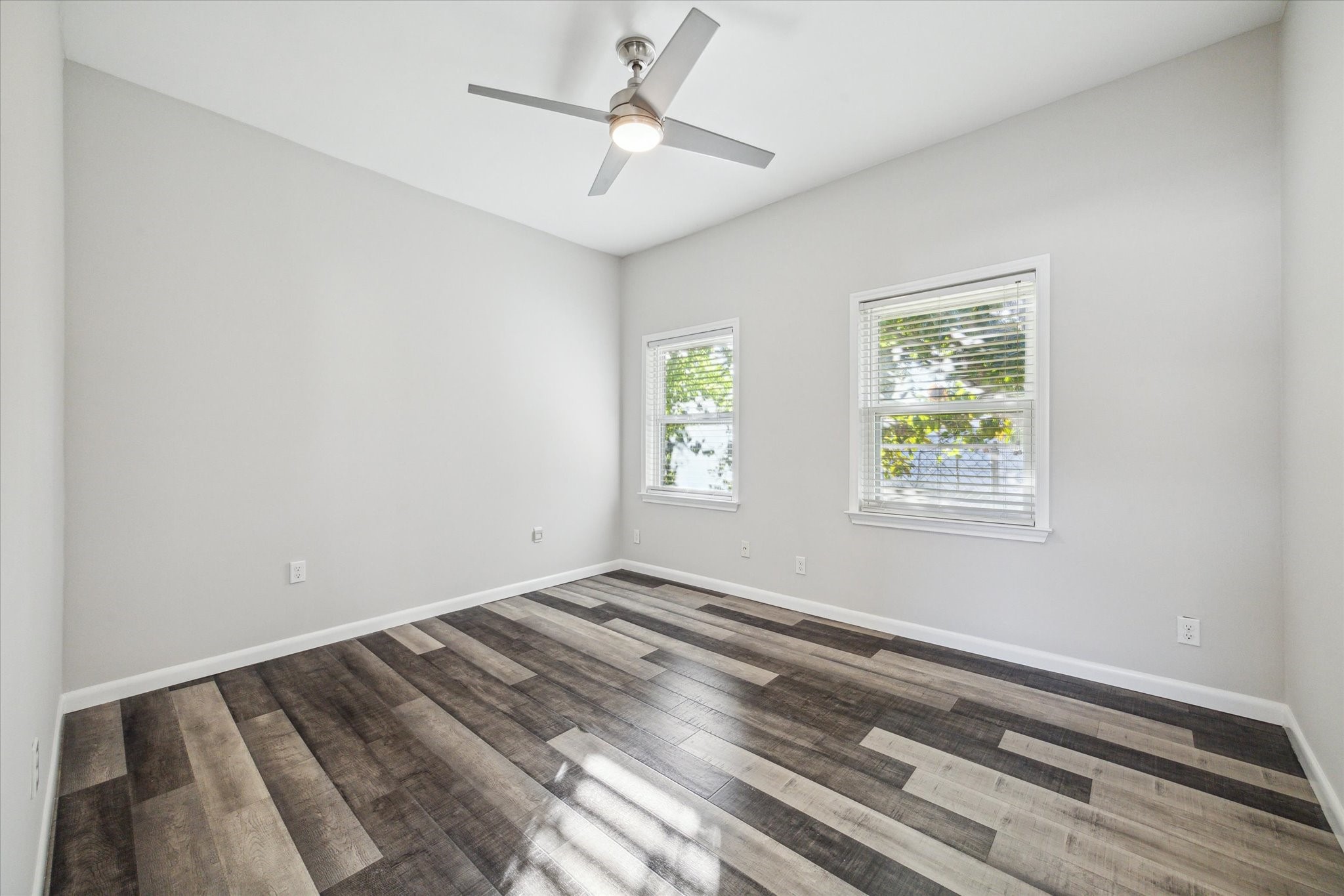 202 E 34th Street, Houston, TX 77018