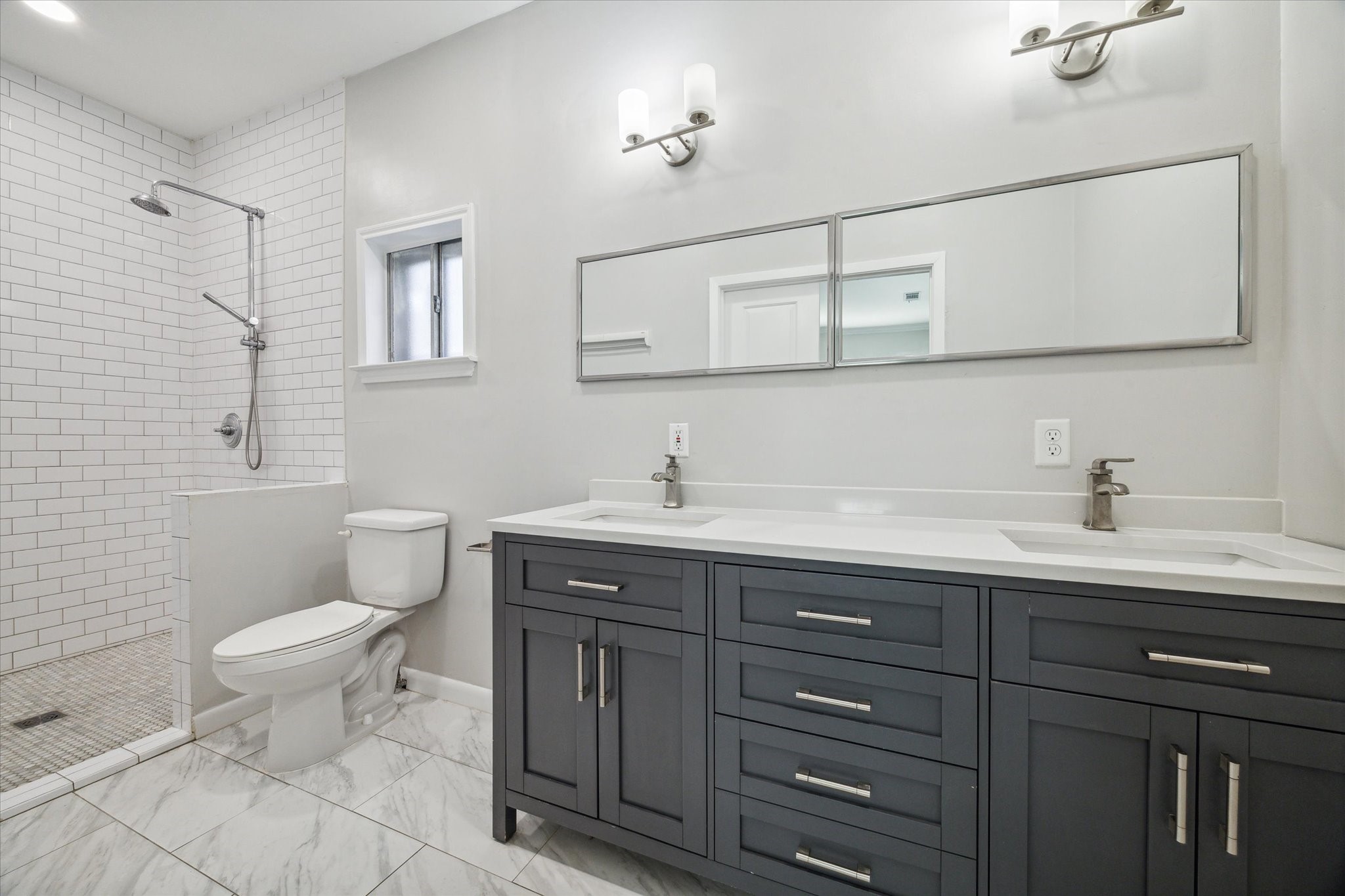 202 E 34th Street, Houston, TX 77018