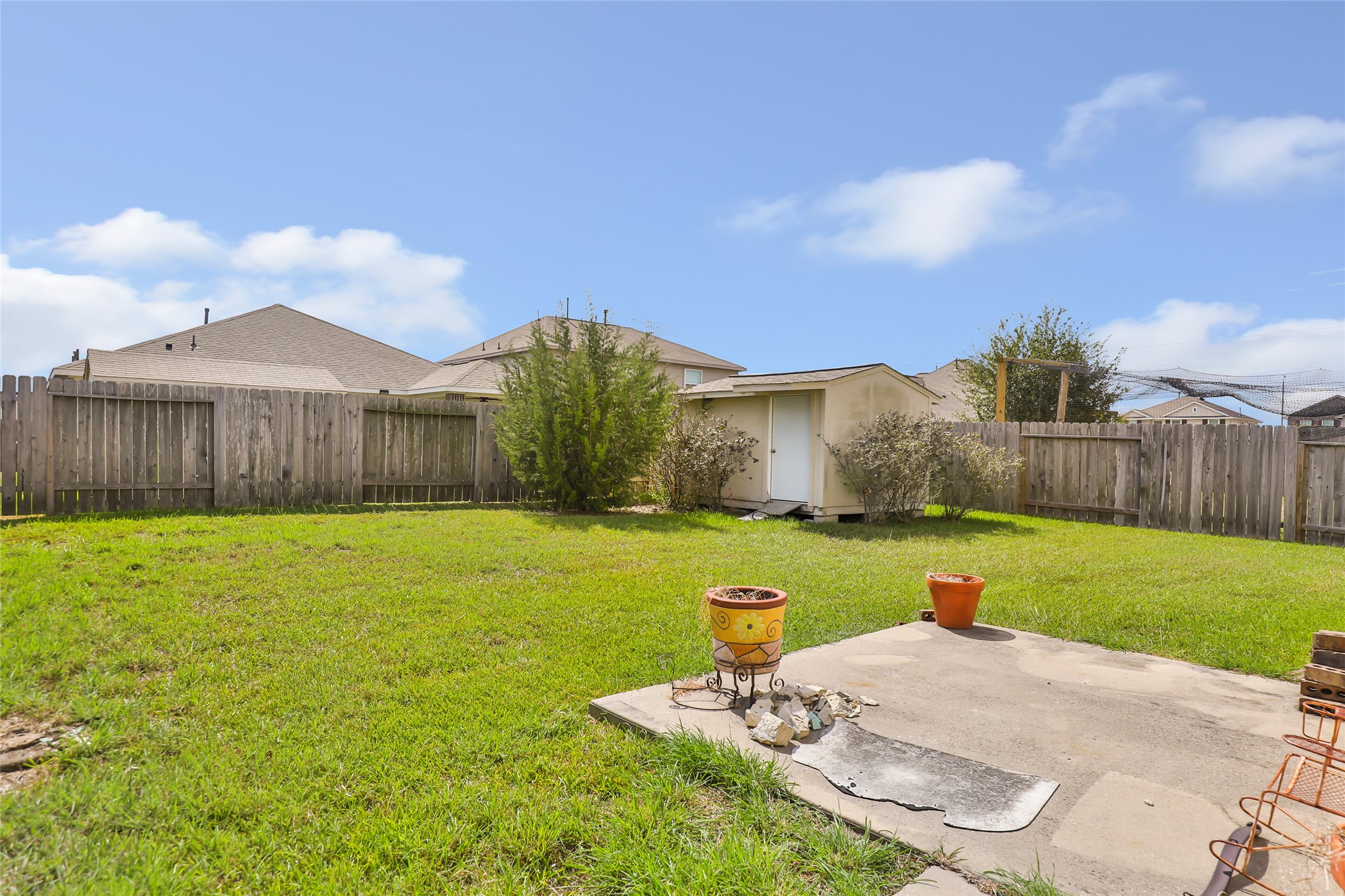 10014 Eagle Pines Drive, Baytown, TX 77521