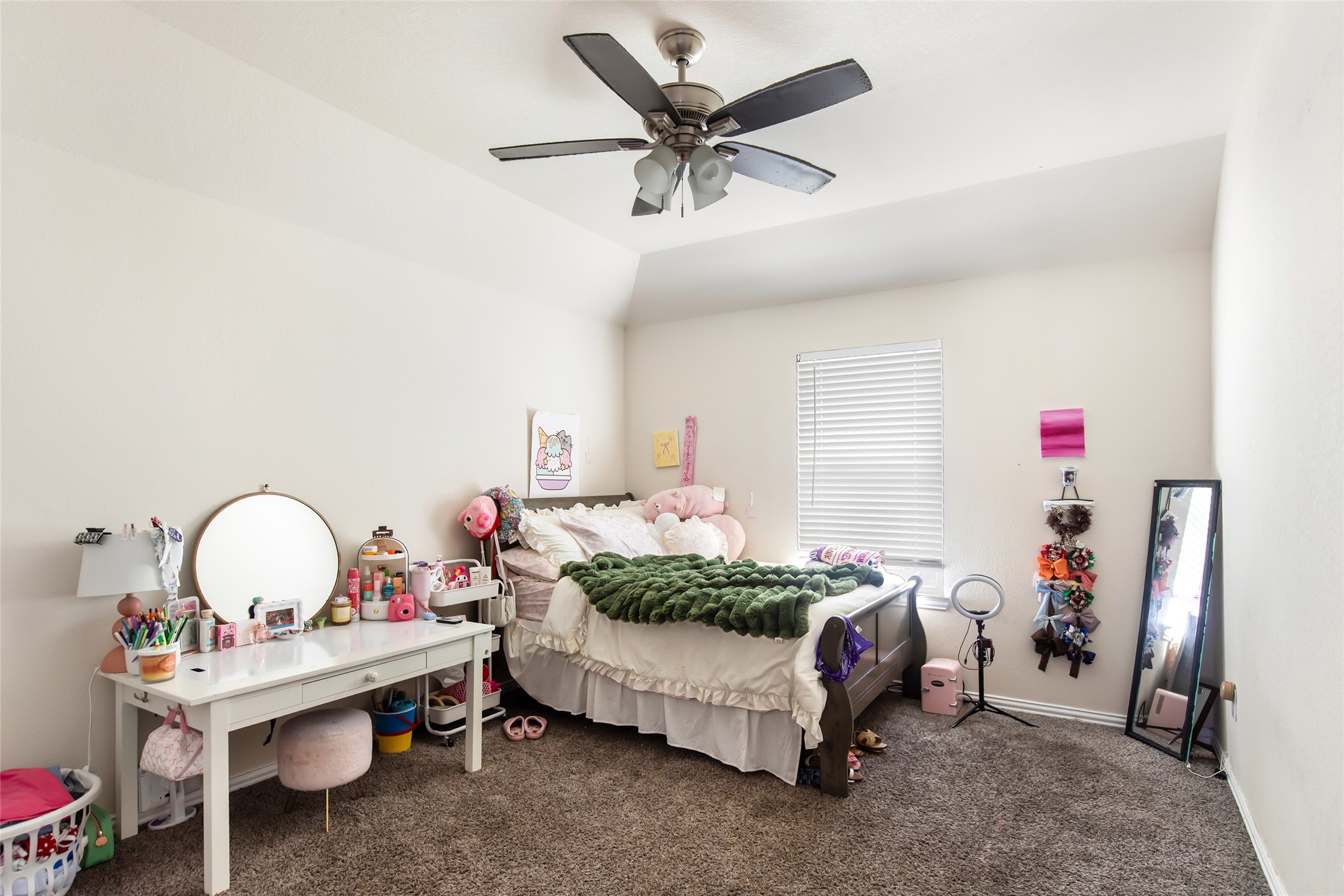 10014 Eagle Pines Drive, Baytown, TX 77521