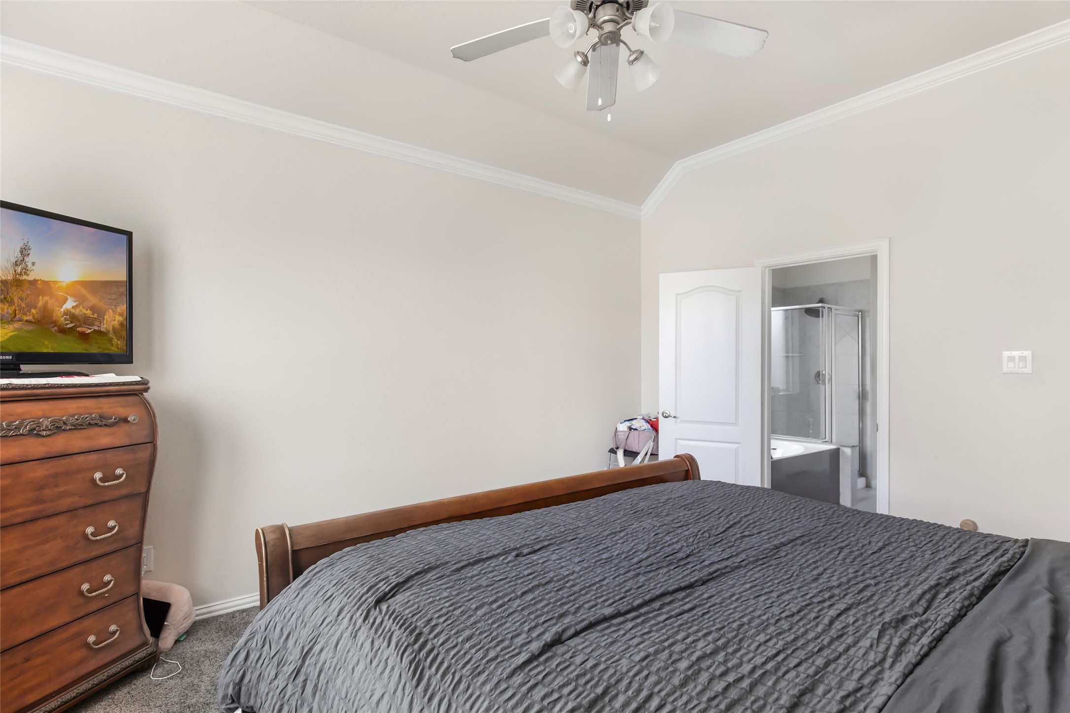 10014 Eagle Pines Drive, Baytown, TX 77521