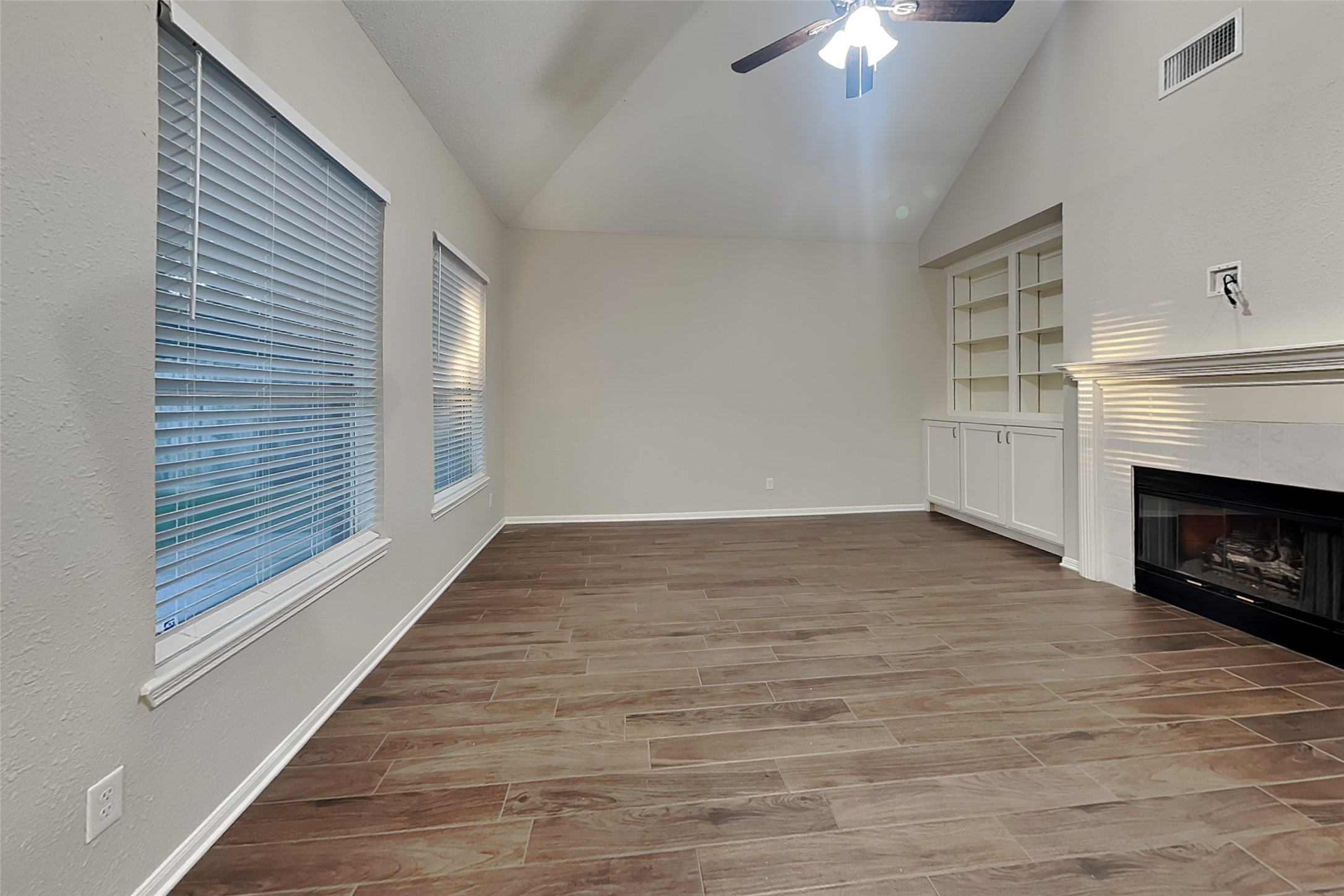 5718 Parryville Drive, Houston, TX 77041 5718 Parryville Drive, Houston, TX 77041