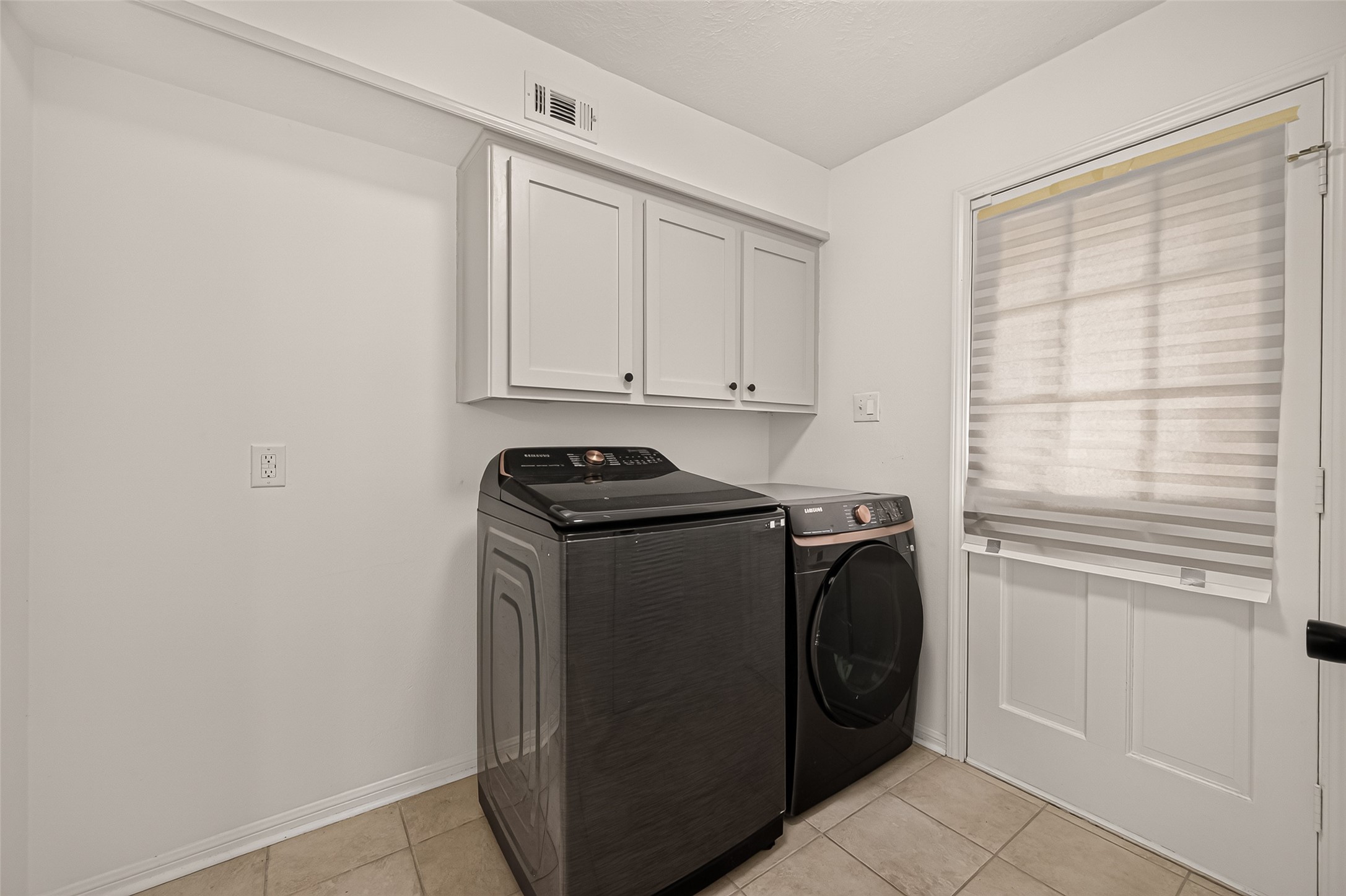 19614 Hurst Wood Drive, Humble, TX 77346