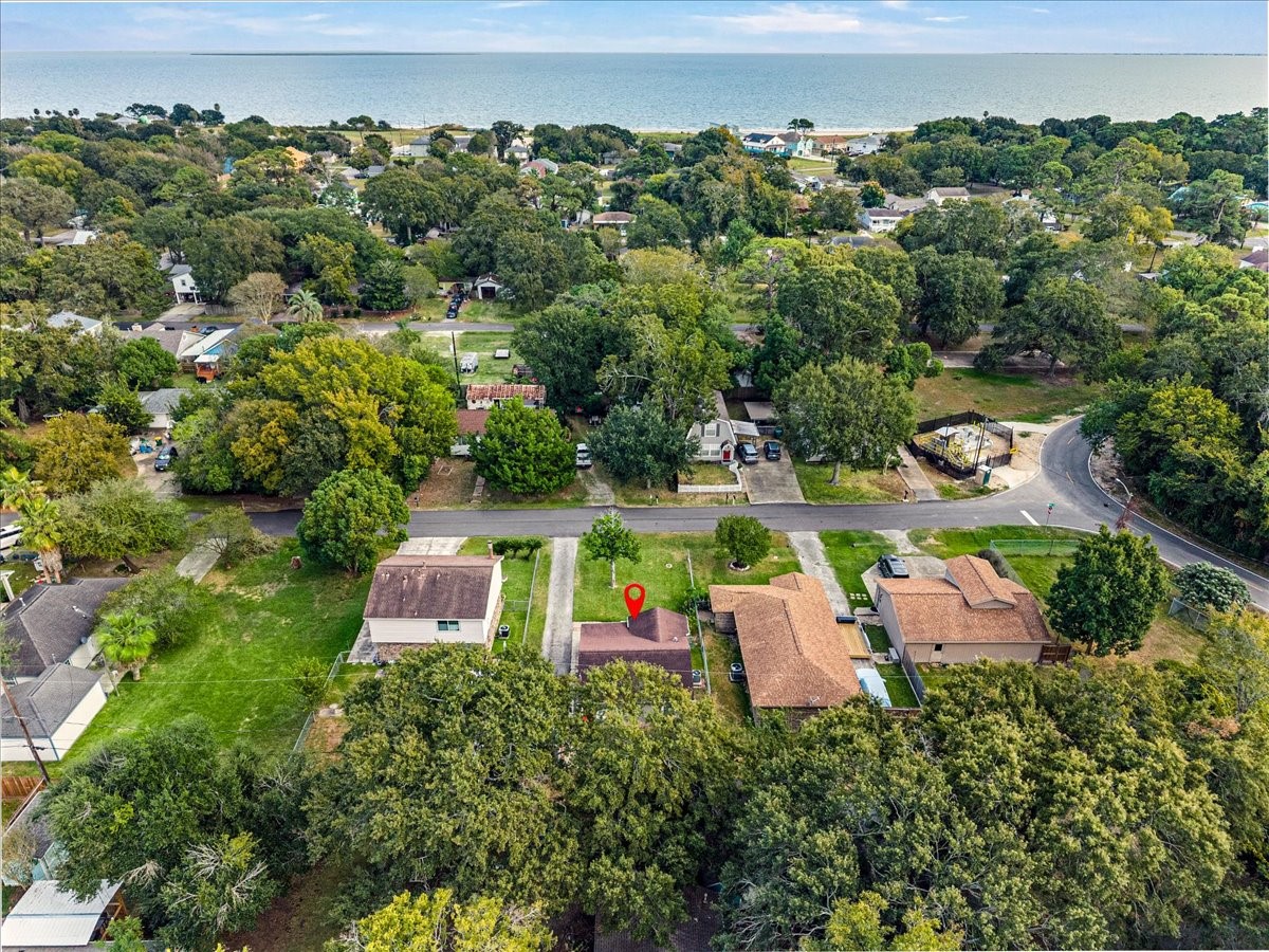 5006 Oak Street, Pasadena, TX 77586