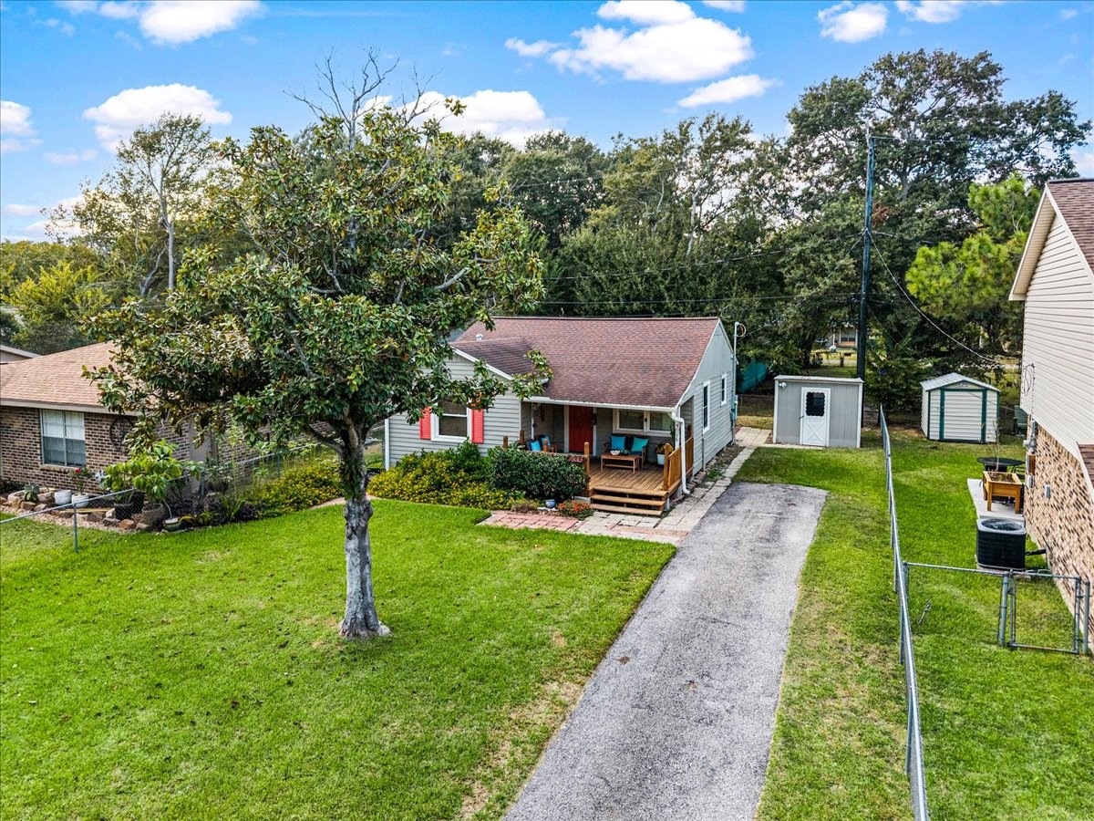 5006 Oak Street, Pasadena, TX 77586