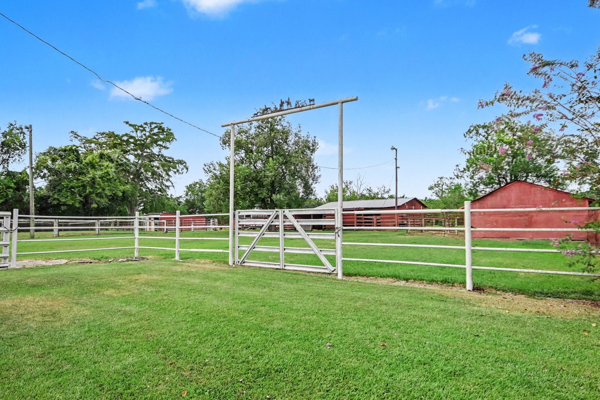 5526 Avenue F, Santa Fe, TX 77510