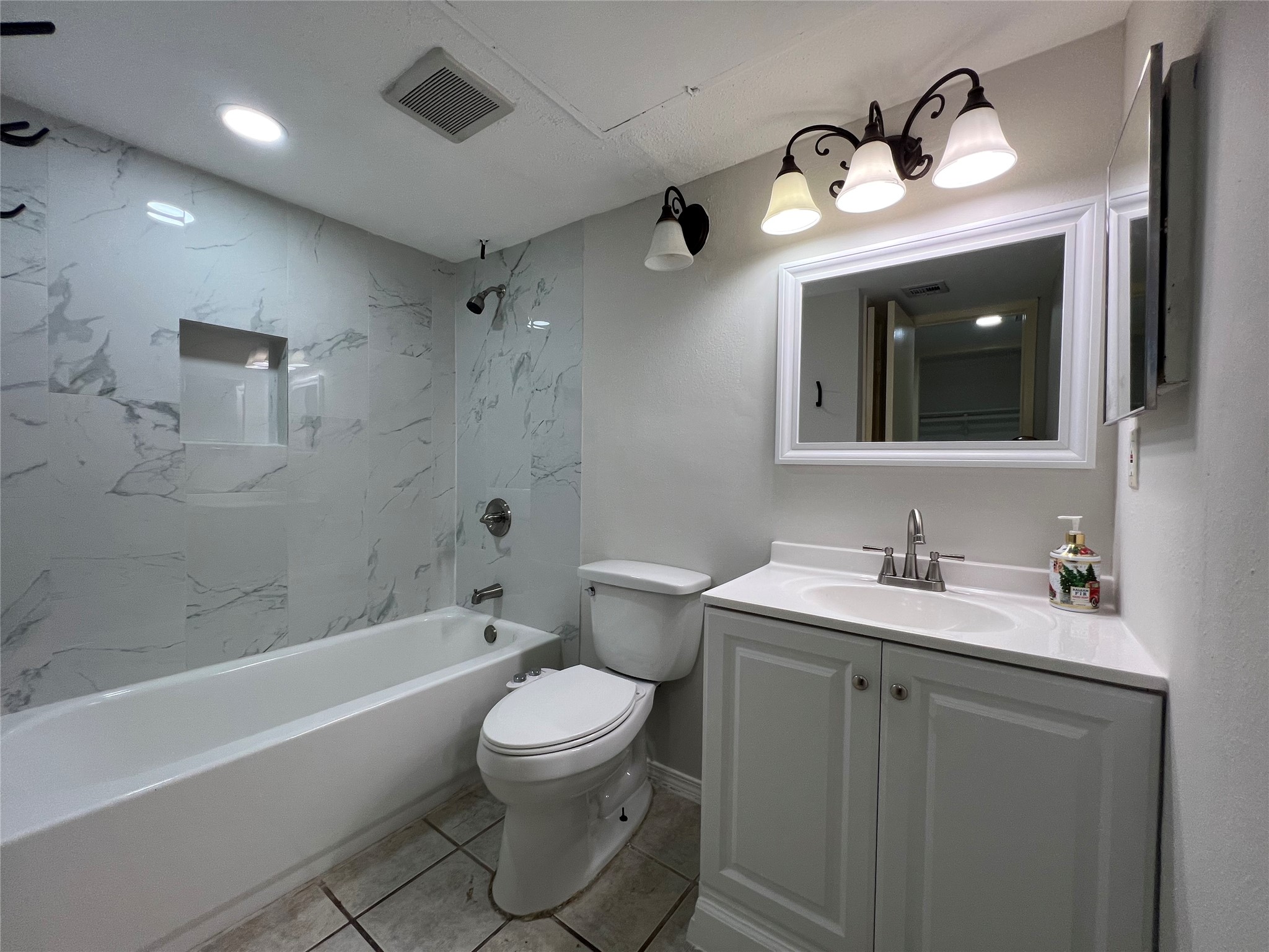 10501 South Drive, #282, Houston, TX 77099