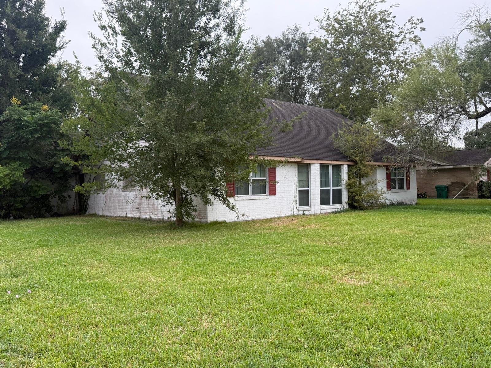 9303 Braes Bayou Drive, Houston, TX 77074 9303 Braes Bayou Drive, Houston, TX 77074