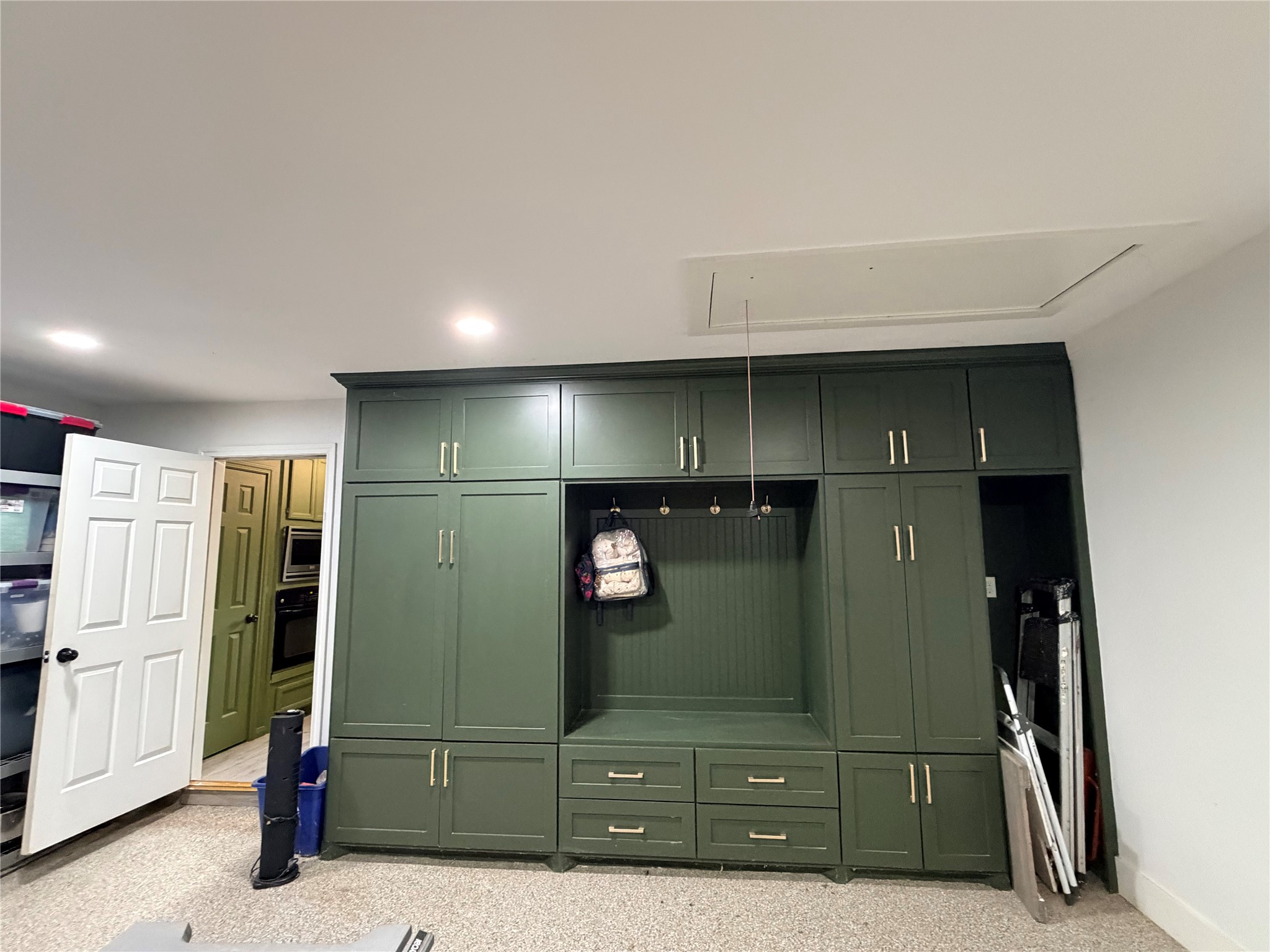 Custom Cabinets in garage for storage