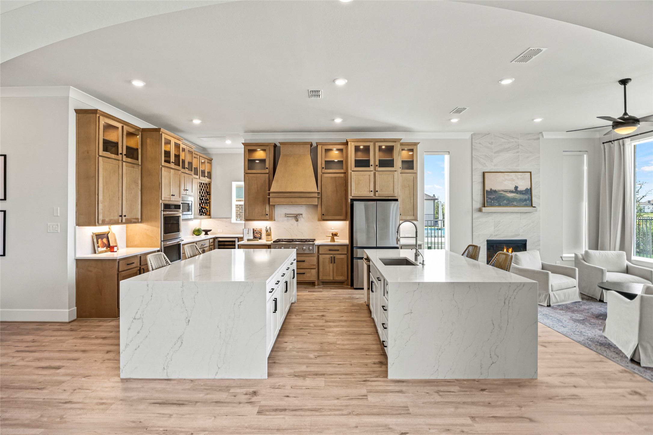 A dream kitchen with a double island, offering style, functionality, and all the modern amenities you could wish for