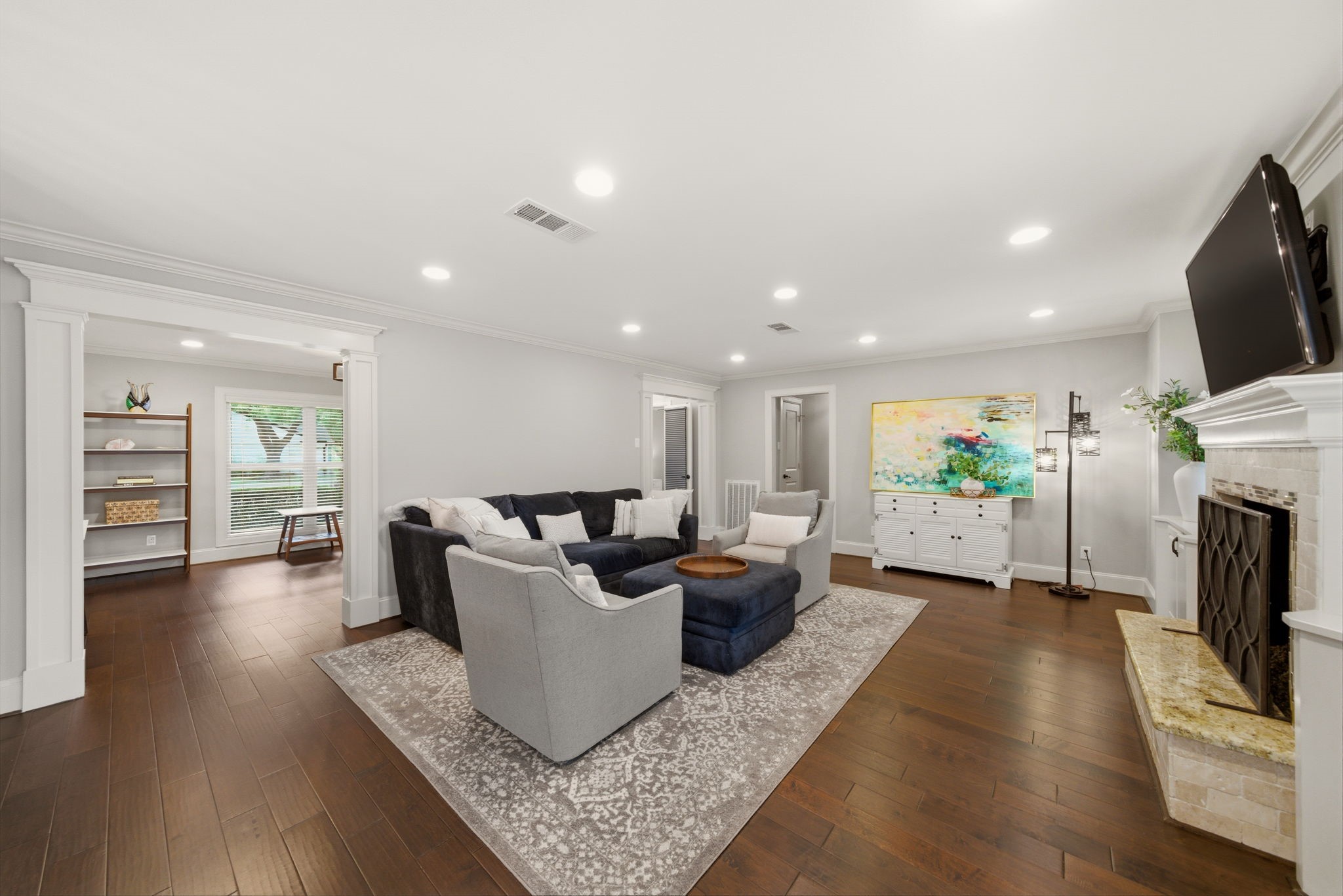 5535 Queensloch Drive Drive, Houston, TX 77096