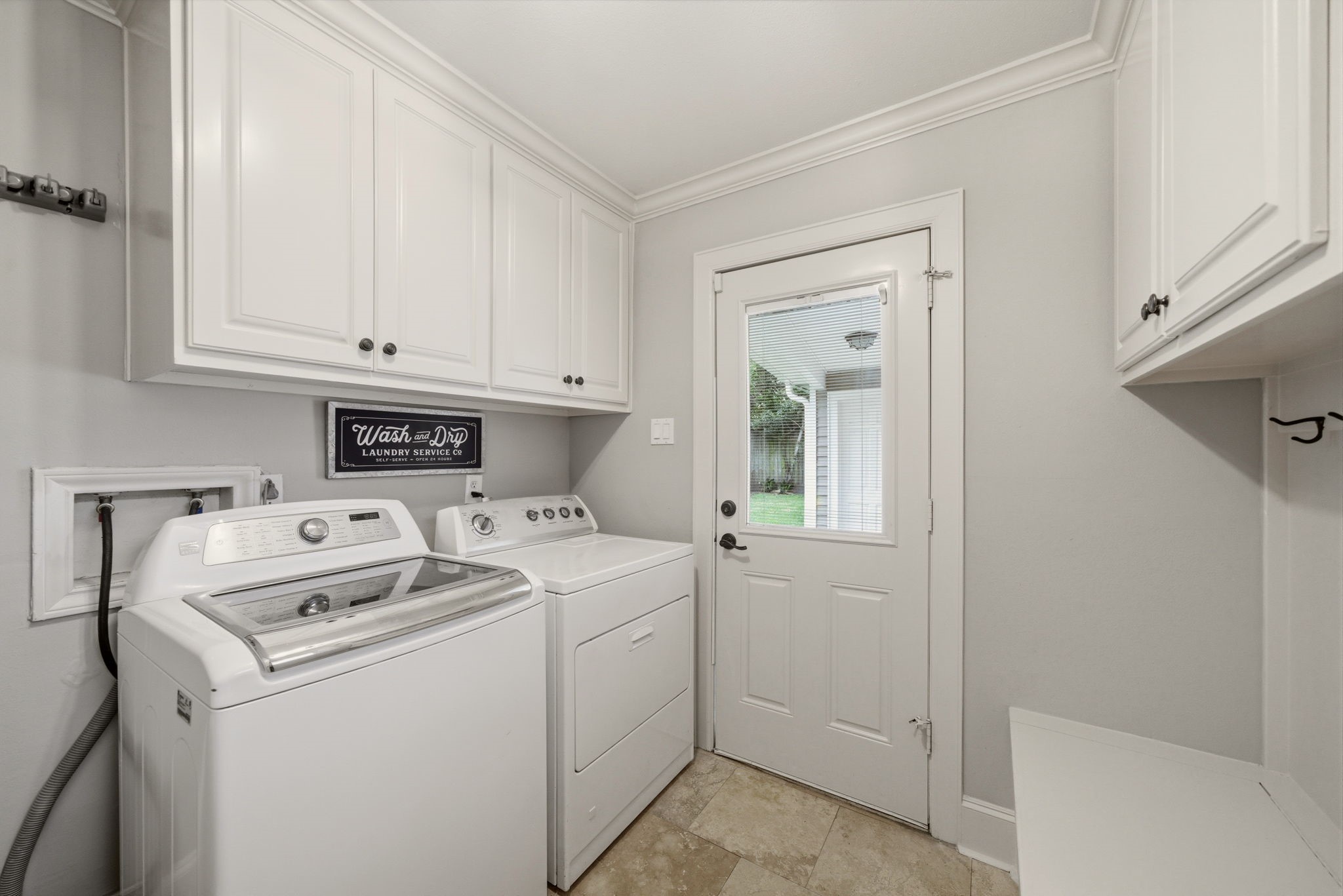 5535 Queensloch Drive Drive, Houston, TX 77096