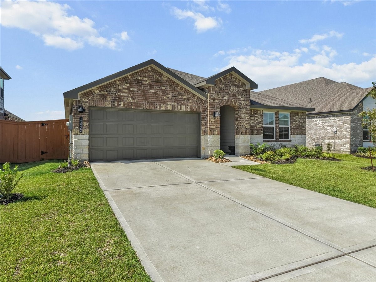 13922 Bay Crest, Texas City, TX 77539