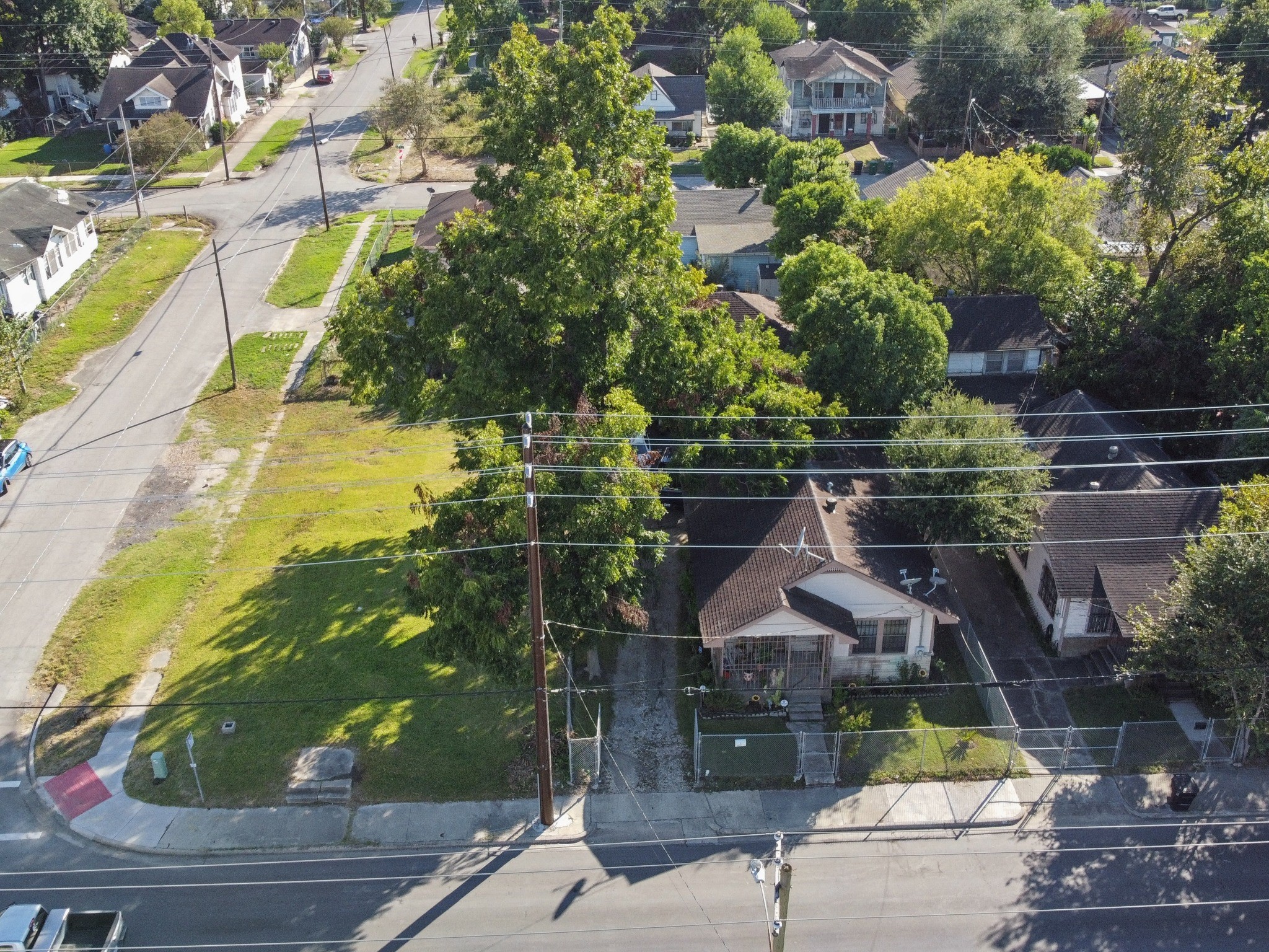 6950 Canal Street, Houston, TX 77011