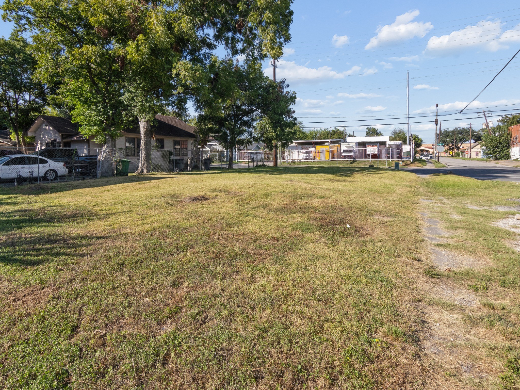 6950 Canal Street, Houston, TX 77011