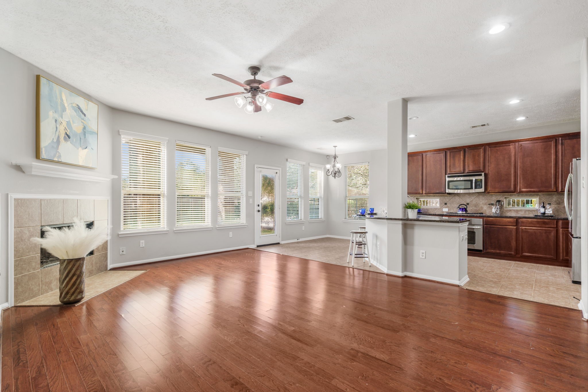 23 Bay Mills Place, Tomball, TX 77389