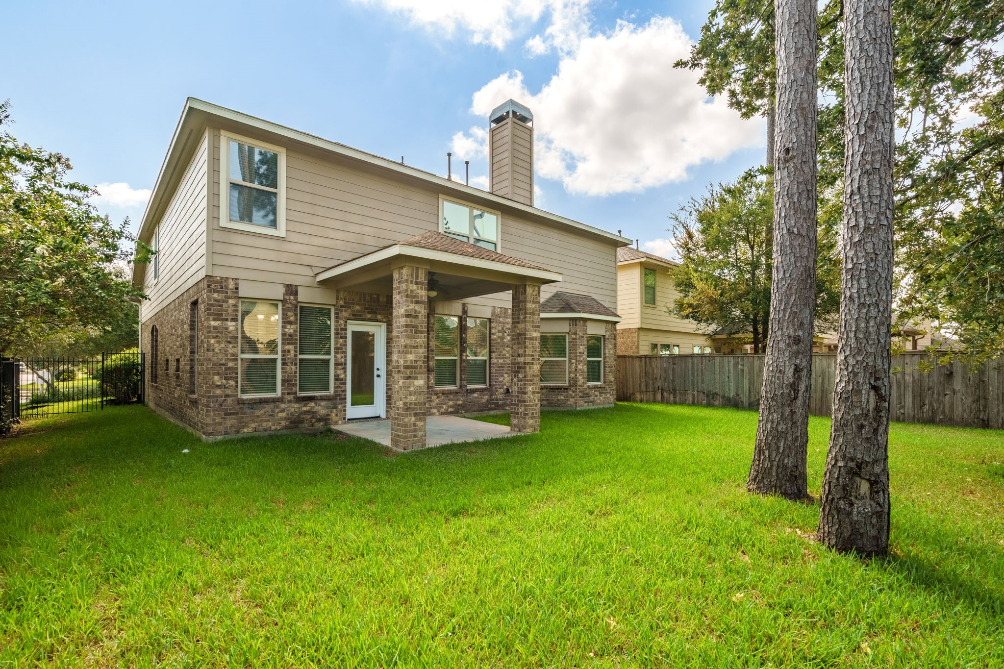 23 Bay Mills Place, Tomball, TX 77389