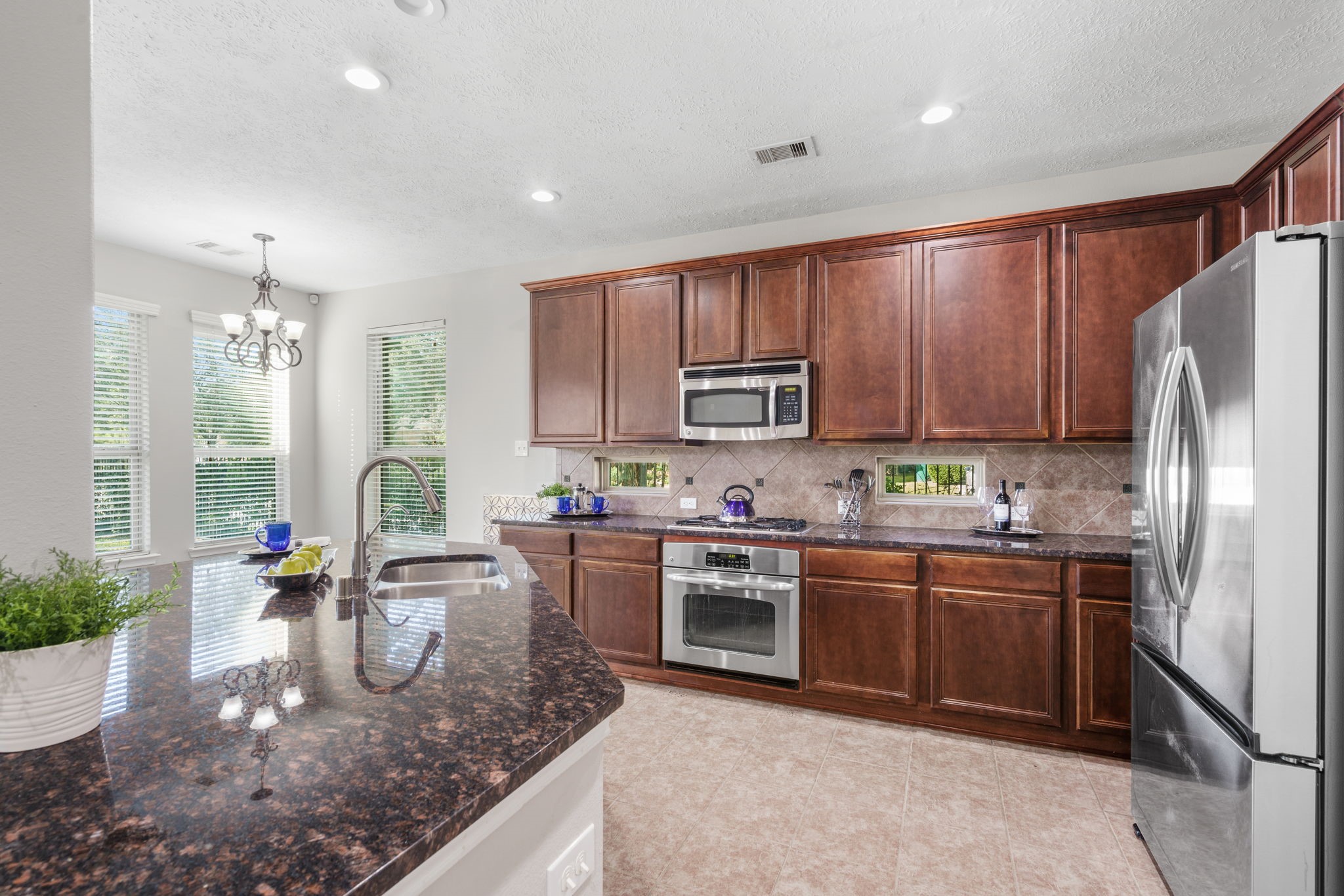 23 Bay Mills Place, Tomball, TX 77389